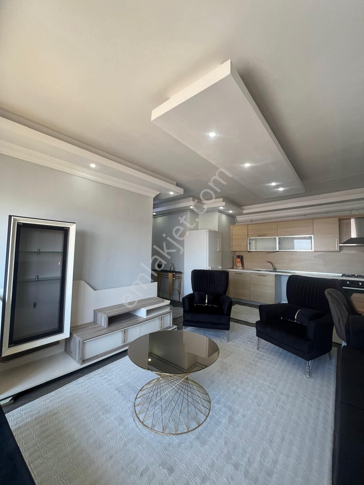 Fitowers Sitesi`nde Kiralık Eşyalı 1+1