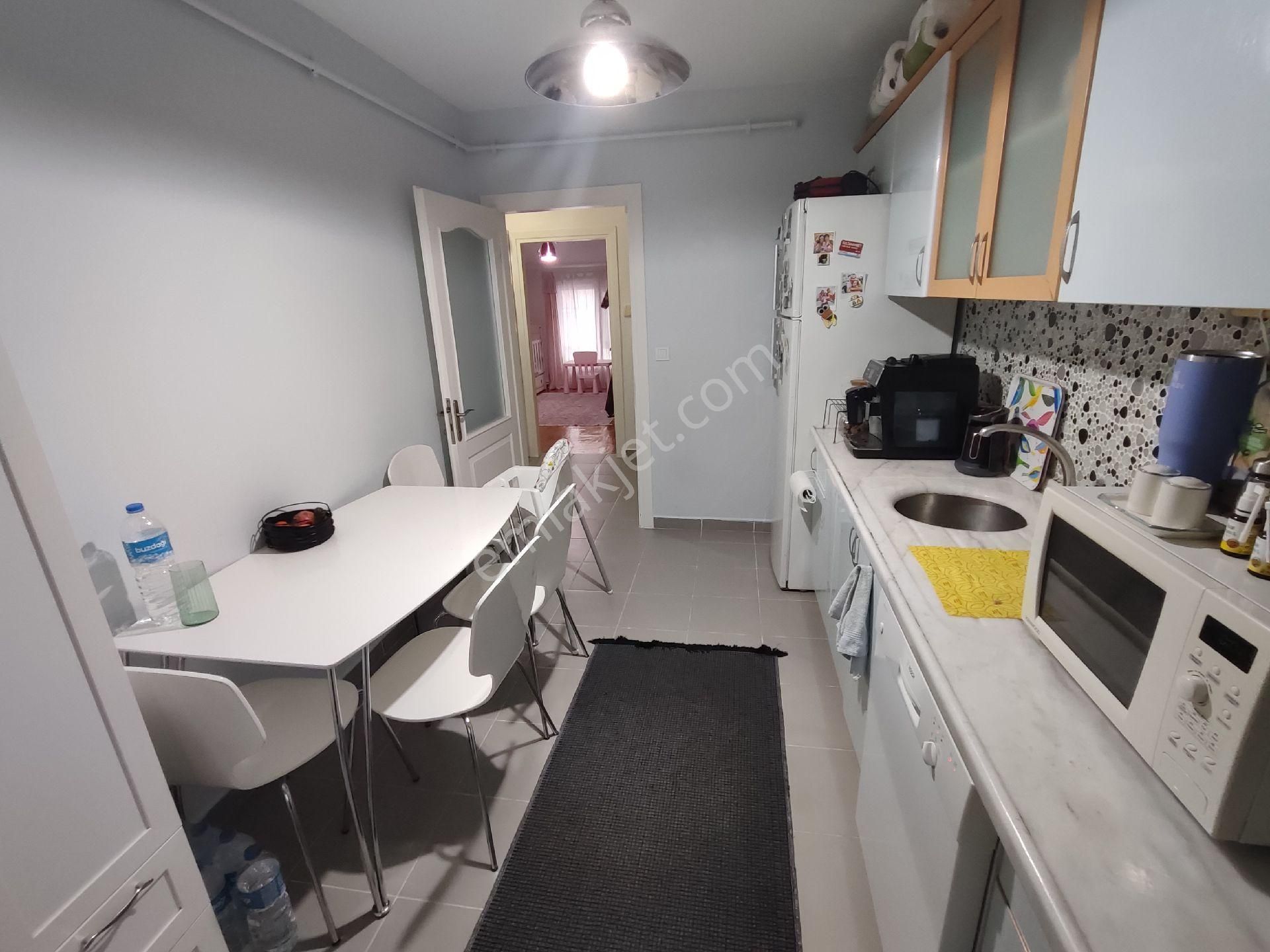 Orhantepe Mah.çınar Cad.arkasında Dolmuşa Marmaraya Çok Yakın 2+1 - Görsel 16