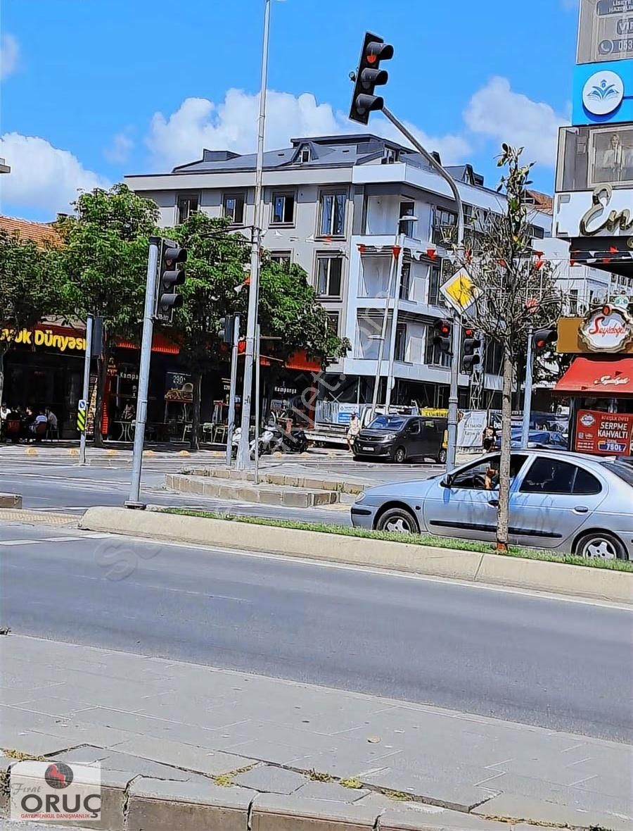 İstanbul Bahçelievler'de Satılık Dubleks Daire