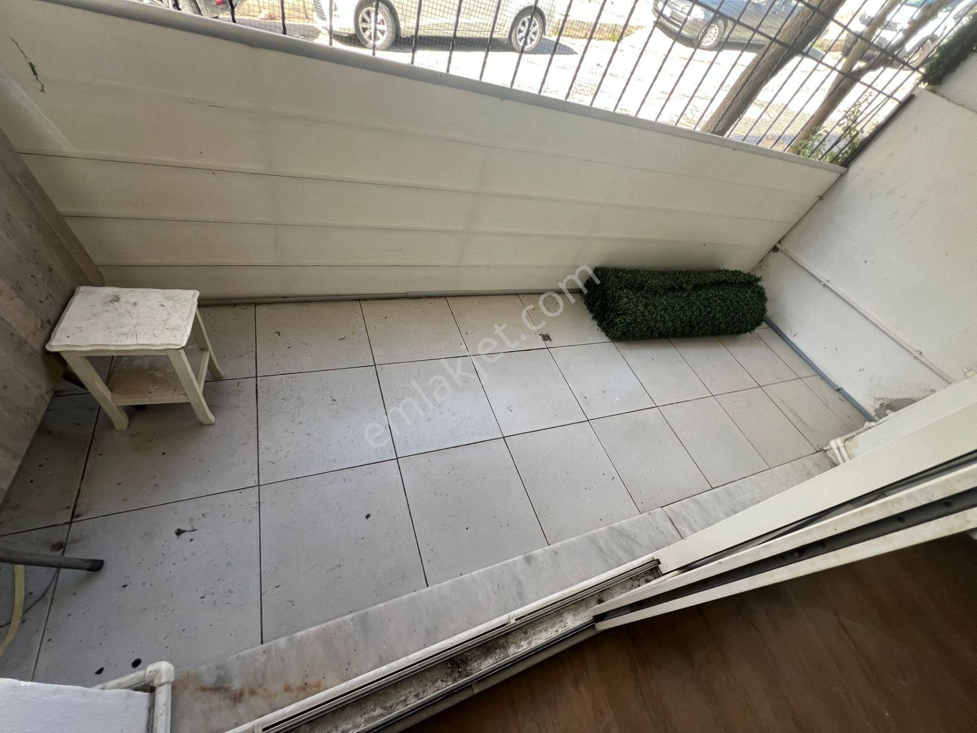 Acill Yeşilyurt Hastanesi Yanında 2+1 100m2 D.gazlı Ayrı Mutfak Balkonlu Ferah Daire - Görsel 22