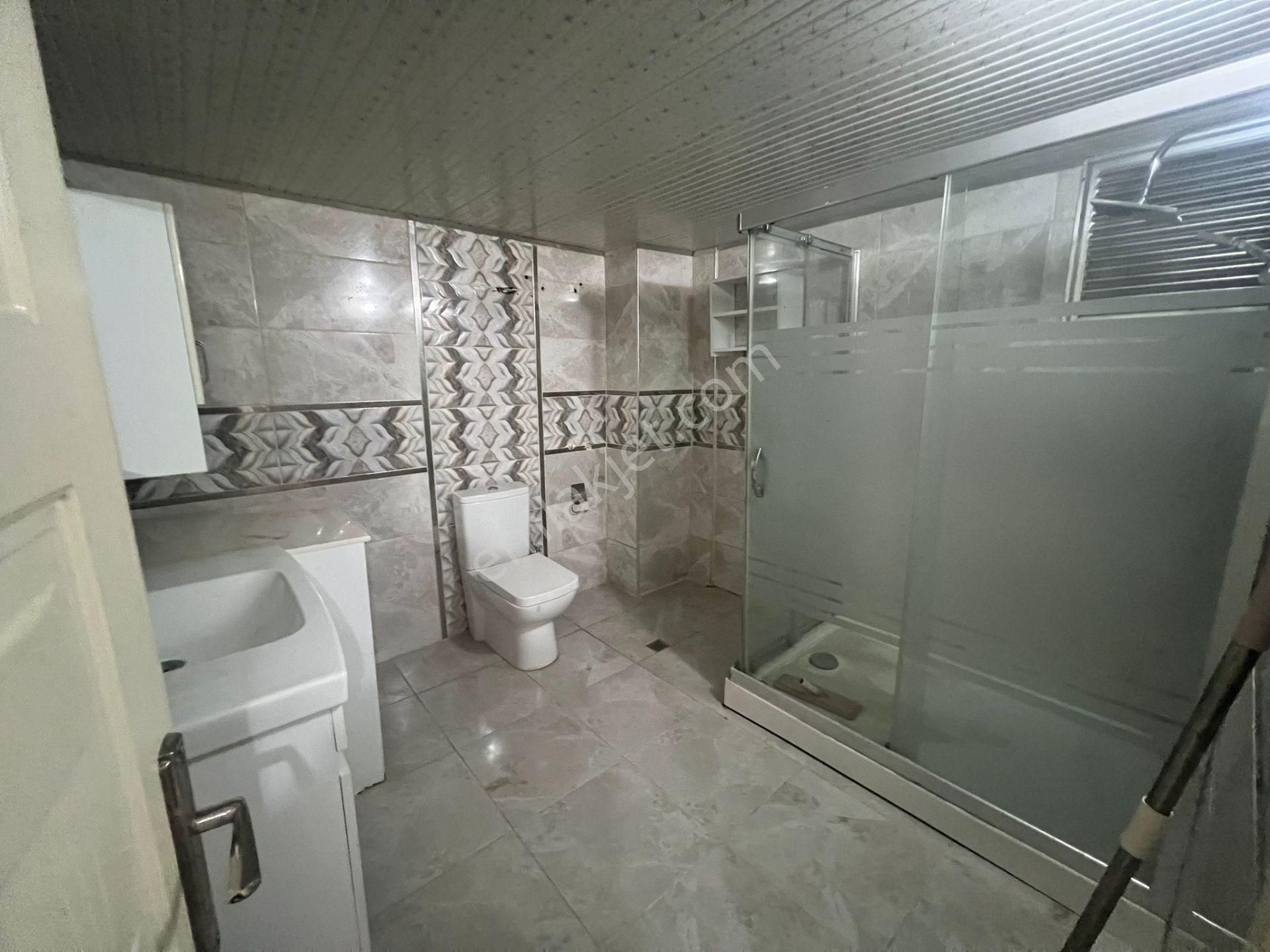 Acill Yeşilyurt Hastanesi Yanında 2+1 100m2 D.gazlı Ayrı Mutfak Balkonlu Ferah Daire - Görsel 17