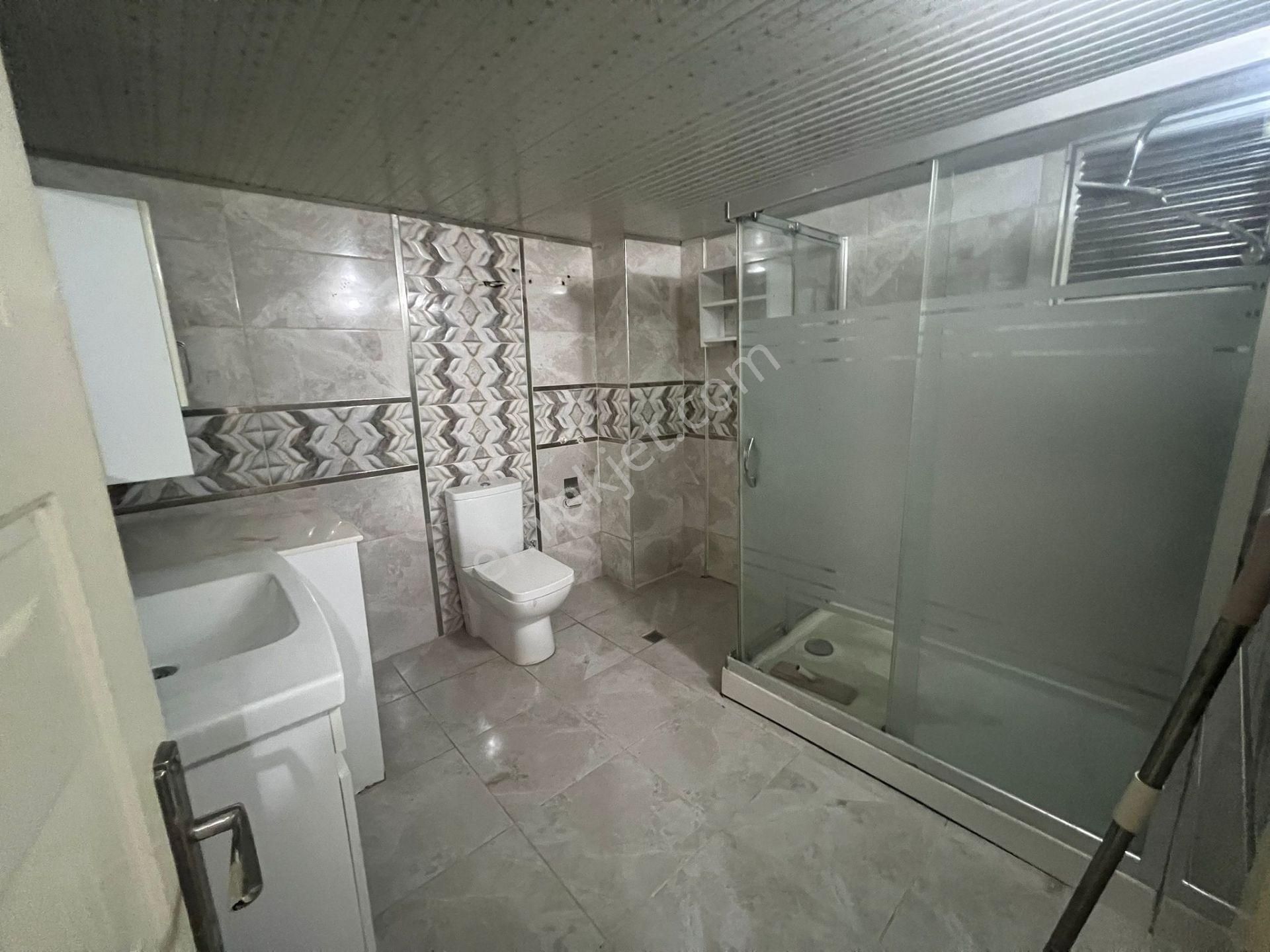 Acill Yeşilyurt Hastanesi Yanında 2+1 100m2 D.gazlı Ayrı Mutfak Balkonlu Ferah Daire - Görsel 18