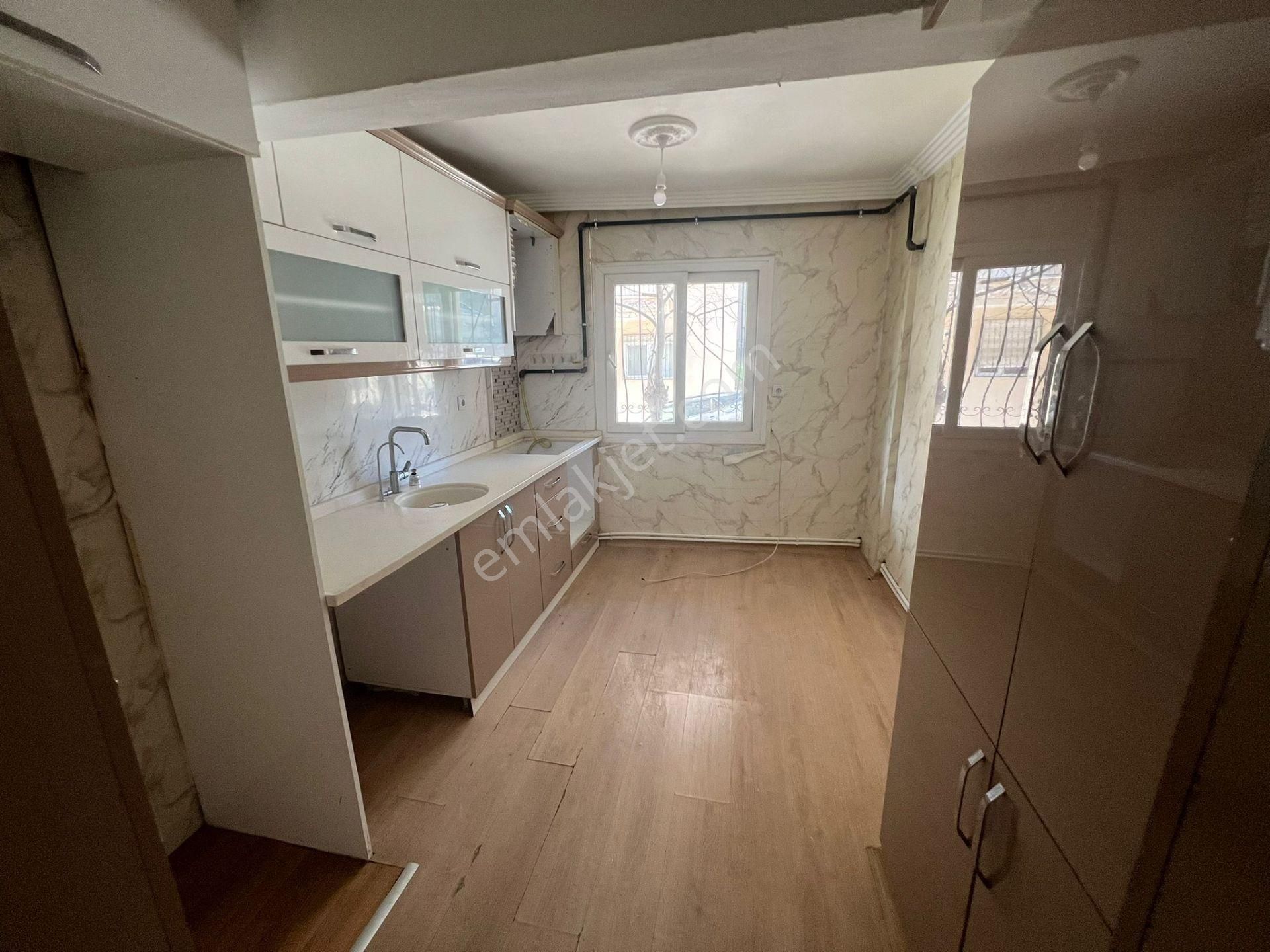 Acill Yeşilyurt Hastanesi Yanında 2+1 100m2 D.gazlı Ayrı Mutfak Balkonlu Ferah Daire - Görsel 12