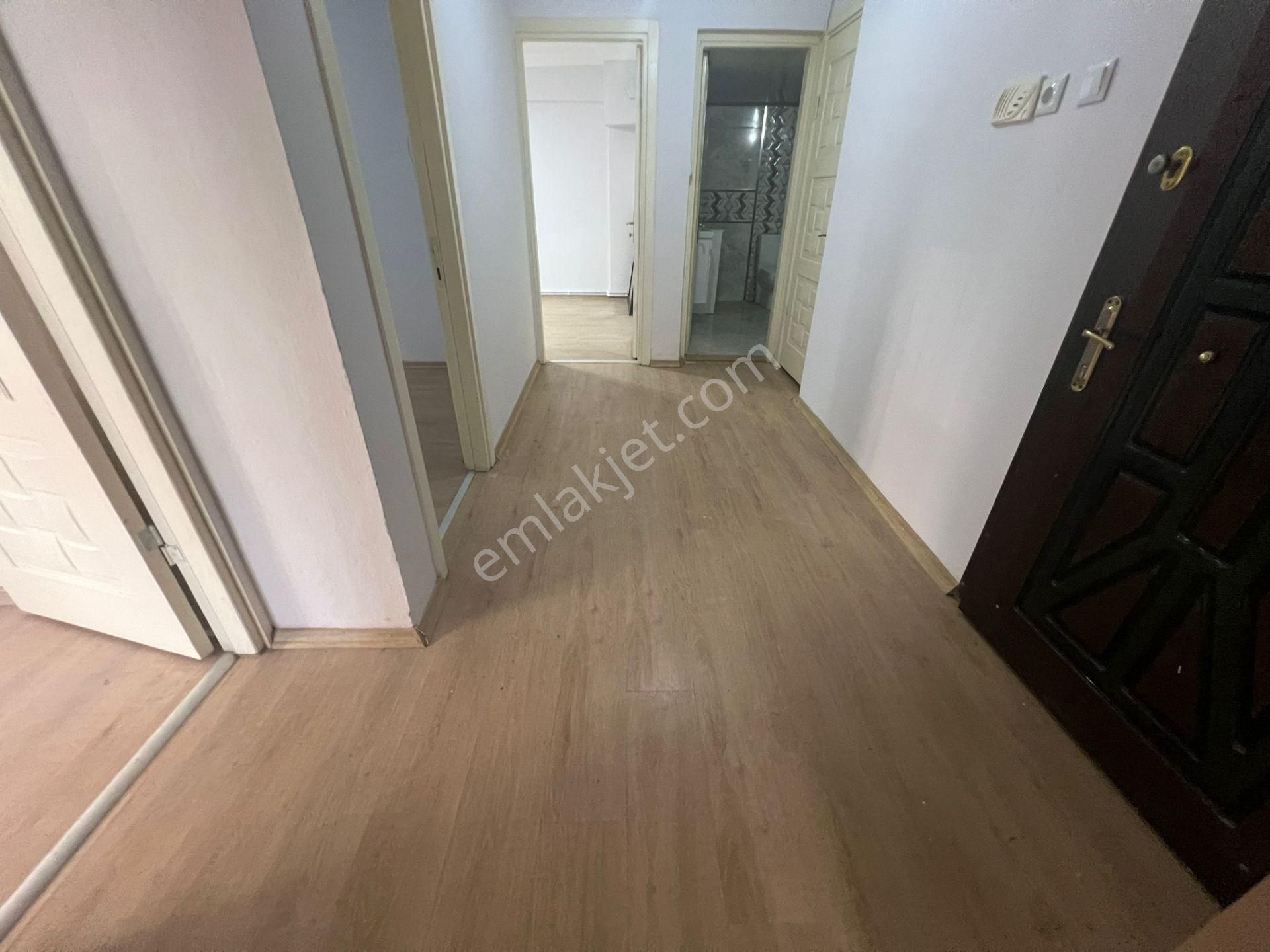 Acill Yeşilyurt Hastanesi Yanında 2+1 100m2 D.gazlı Ayrı Mutfak Balkonlu Ferah Daire - Görsel 14