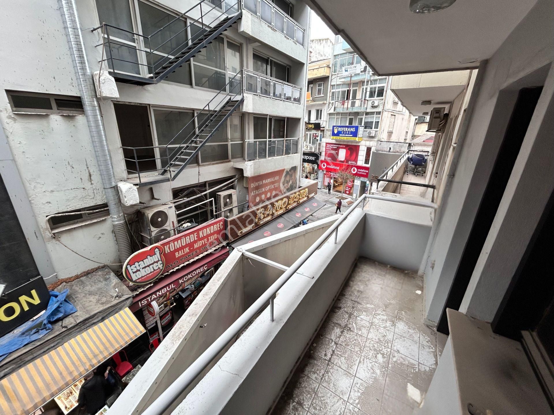 Karşıyaka Çarşı Ana Cadde Yakını Kiralık Ofis - Görsel 5