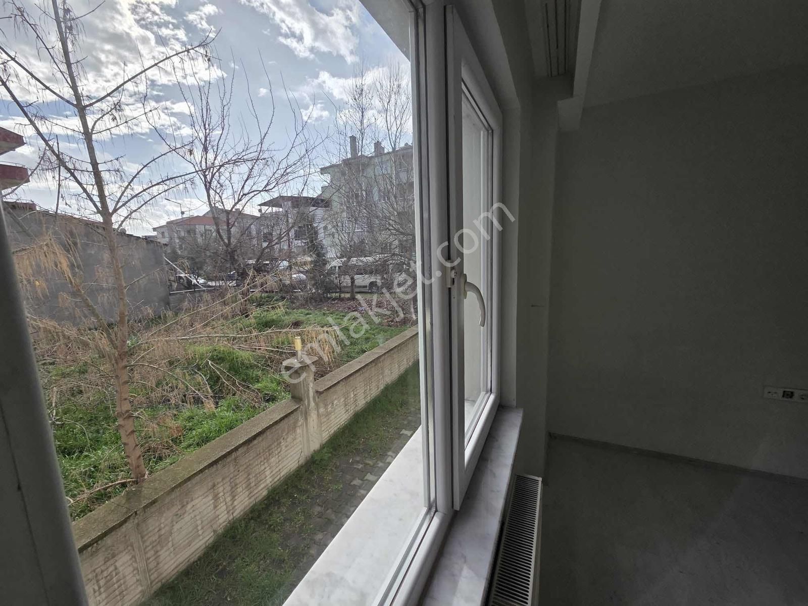 Mir'den Plevne' De Önü Açık Kredi Limitsiz 60 M2, Koridorlu 1+1 - Görsel 25