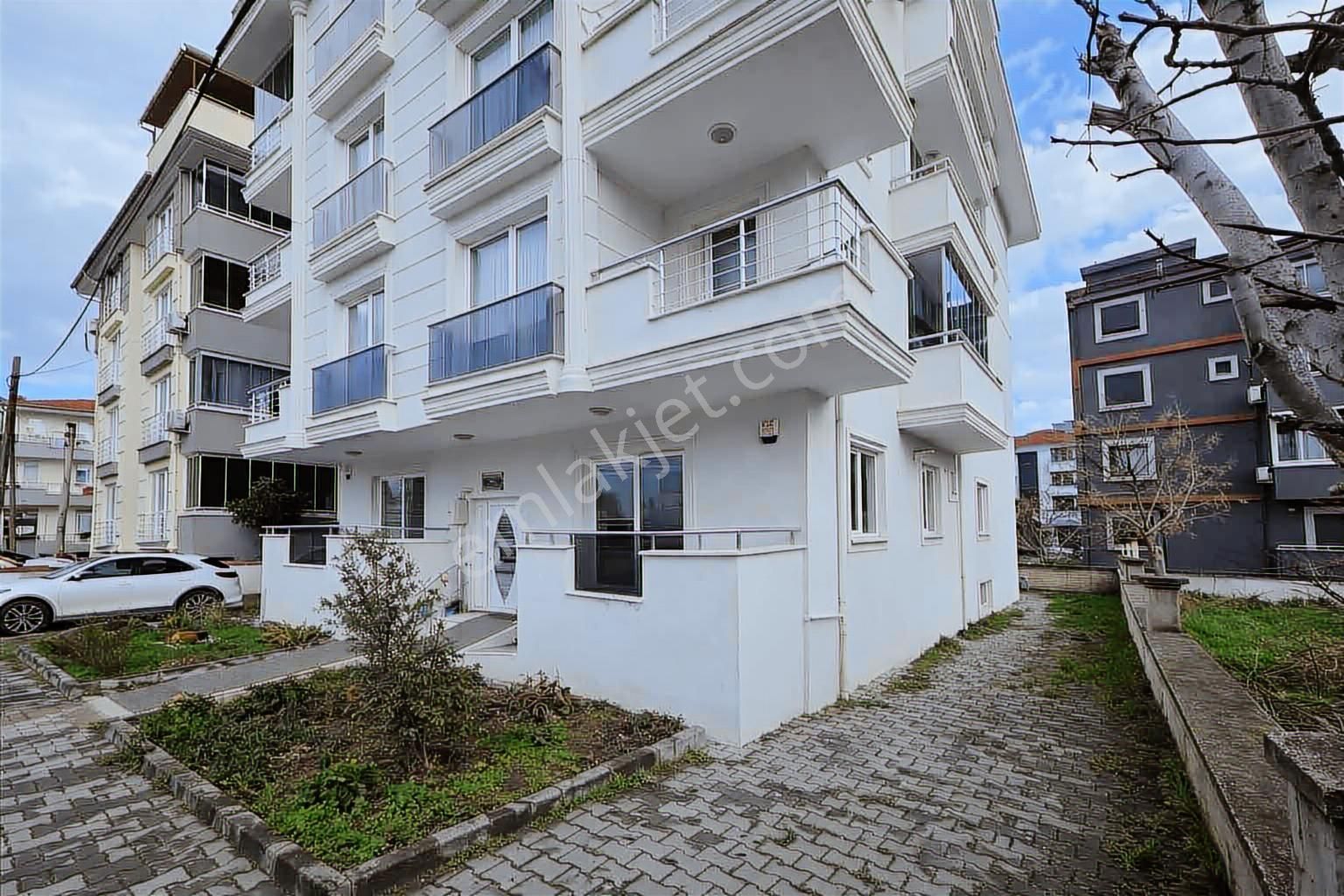 Mir'den Plevne' De Önü Açık Kredi Limitsiz 60 M2, Koridorlu 1+1 - Görsel 5