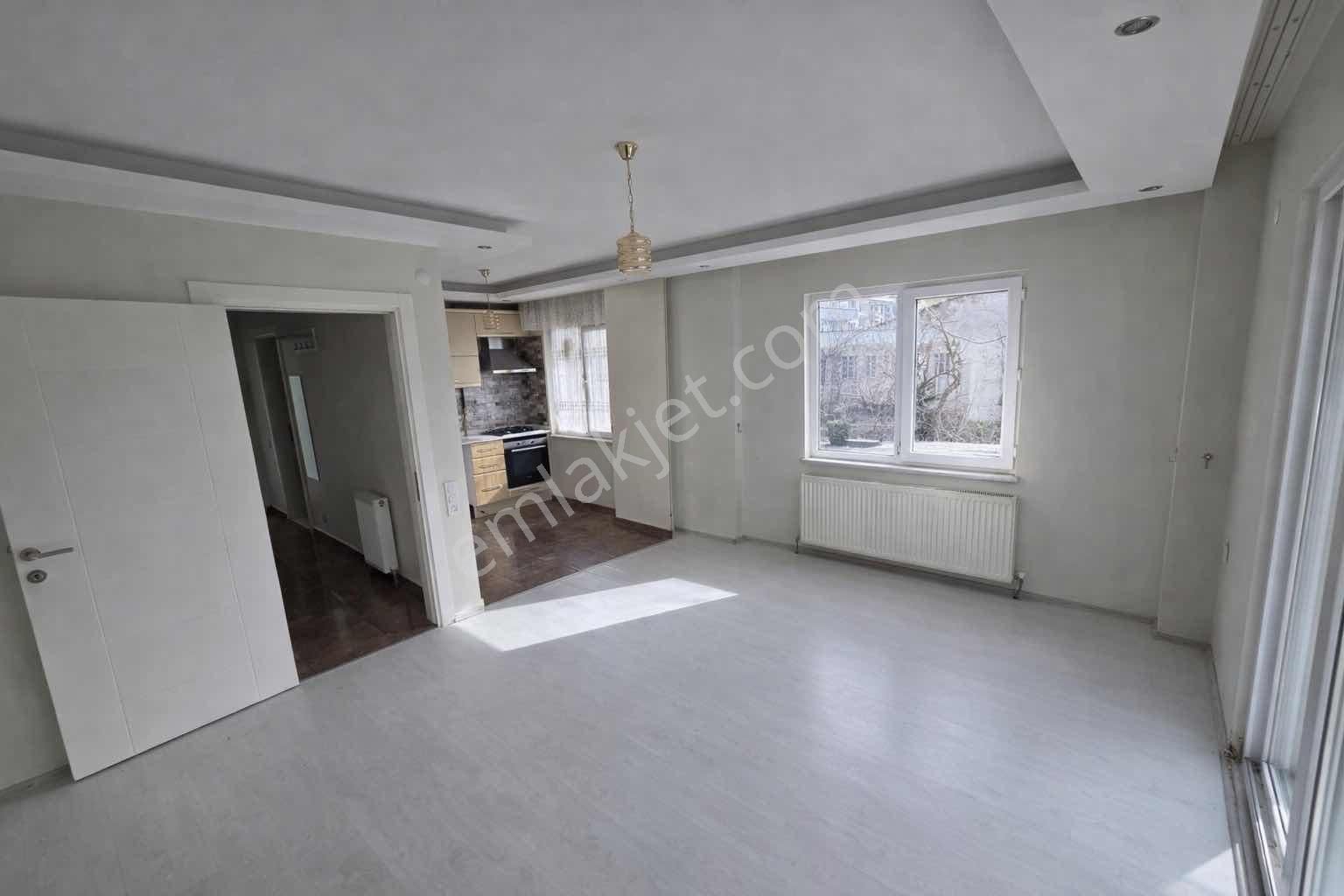 Mir'den Plevne' De Önü Açık Kredi Limitsiz 60 M2, Koridorlu 1+1 - Görsel 8