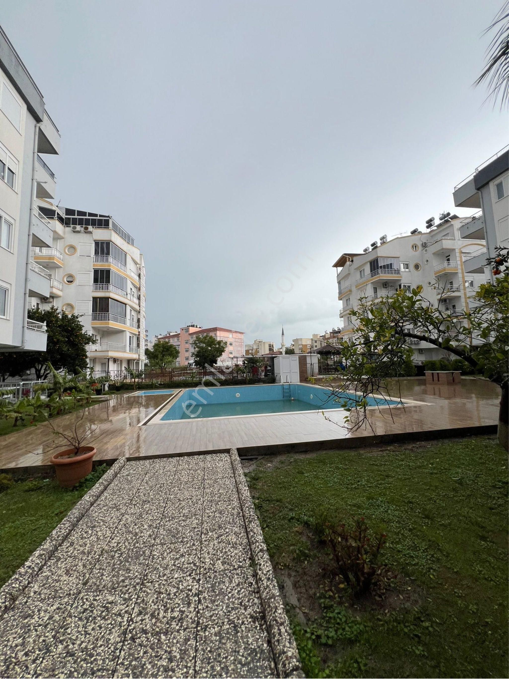 Antalya Konyaaltı Liman Doğalgazlı 3+1 Geniş Dubleks Boş Kiralık