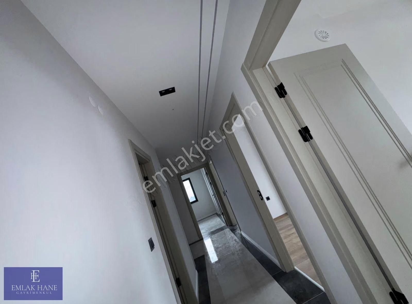 Modern Mimari Lüks Kaliteli Ferah Büyük Balkonlu "3+1" - Görsel 2