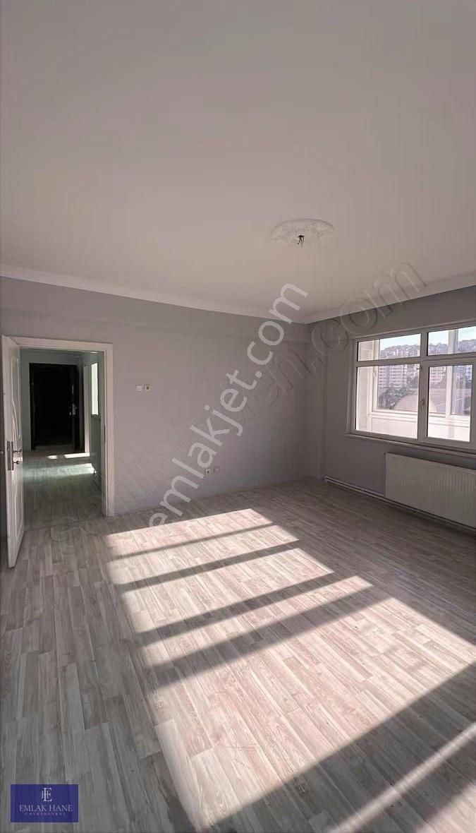 Denizevlerinde 3+1 Satılık Daire - Görsel 2