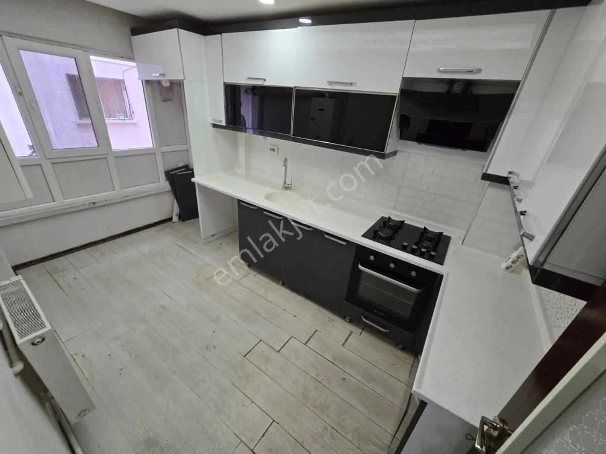 Plevne Mah.de 3+1 Full Yapılı Ön Cephe Ulaşıma Yakın Daire - Görsel 4