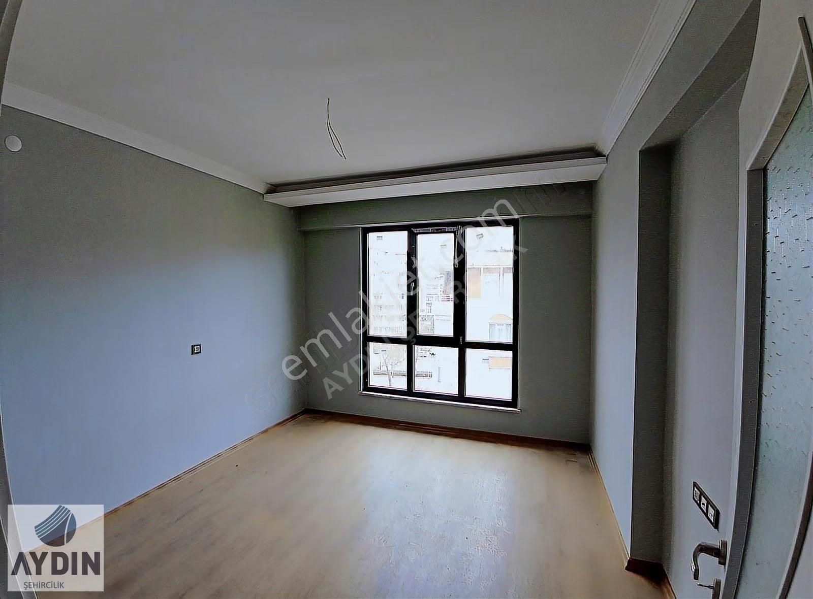 Aydın Satıyordan Fetih Caddesine Yakın 2+1 Sıfır Kiralık Daire