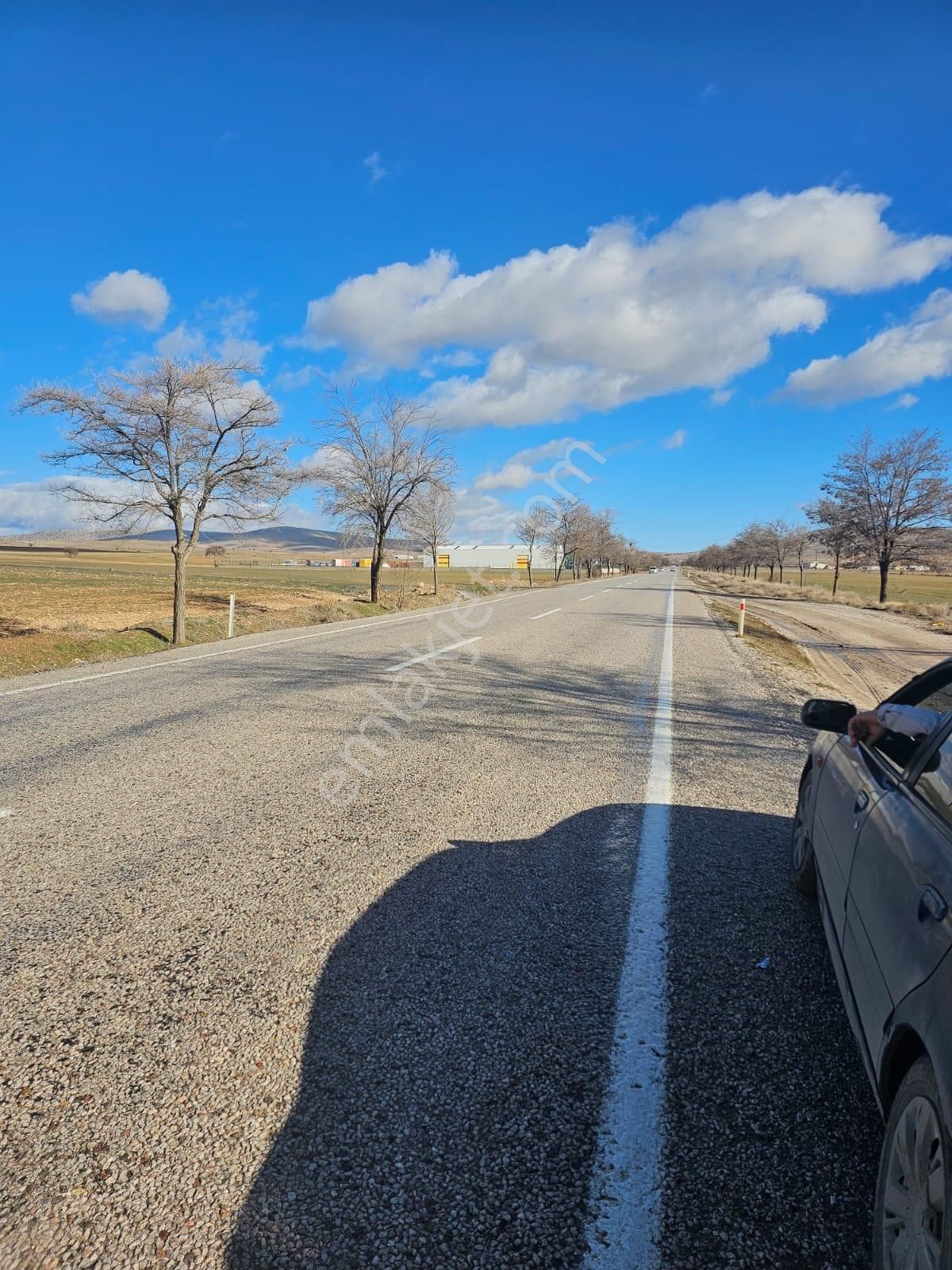 🛑hatunsaray'da 4.274 M² Anayola Yakın Müstakil Bahçe