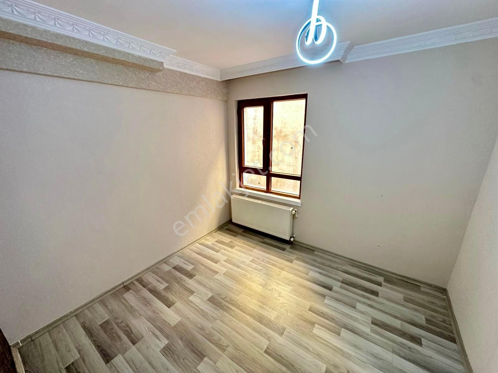 Bademlik Yolu Cad Yakını Asansörlü Lüx Yapıda Ara Katta 2+1 - Görsel 6