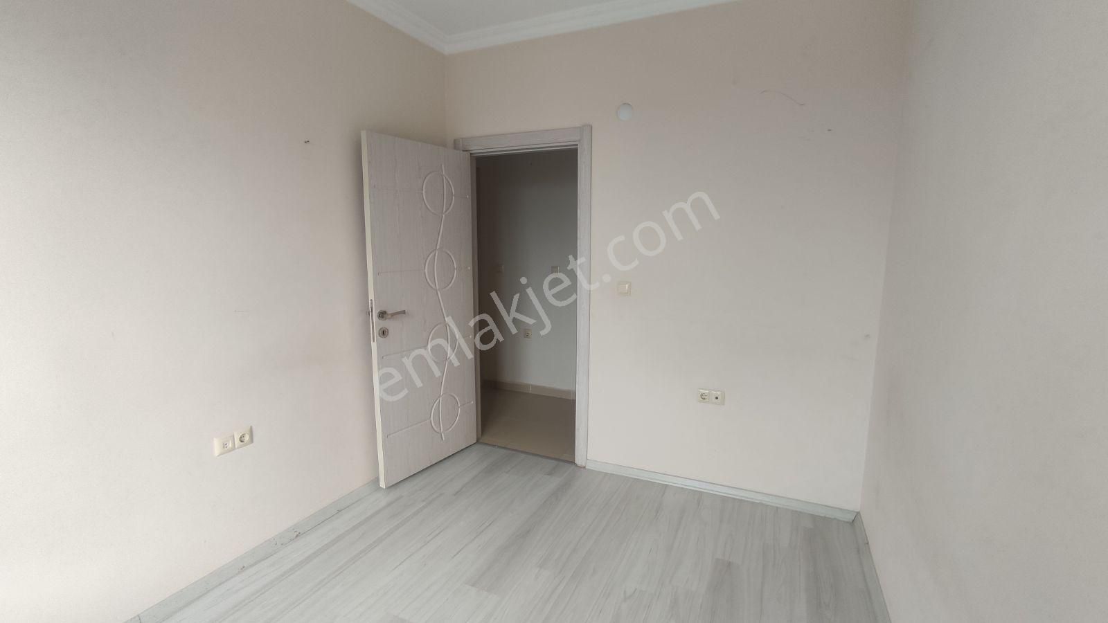 Eker'den Çamlıca Tombakzade'de Kiralık 2+1 - Görsel 7