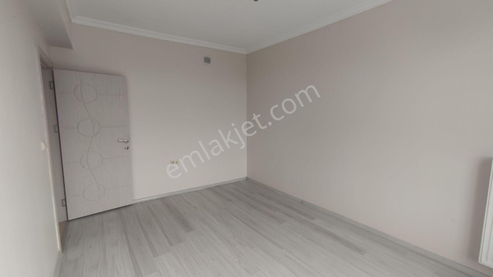 Eker'den Çamlıca Tombakzade'de Kiralık 2+1 - Görsel 23