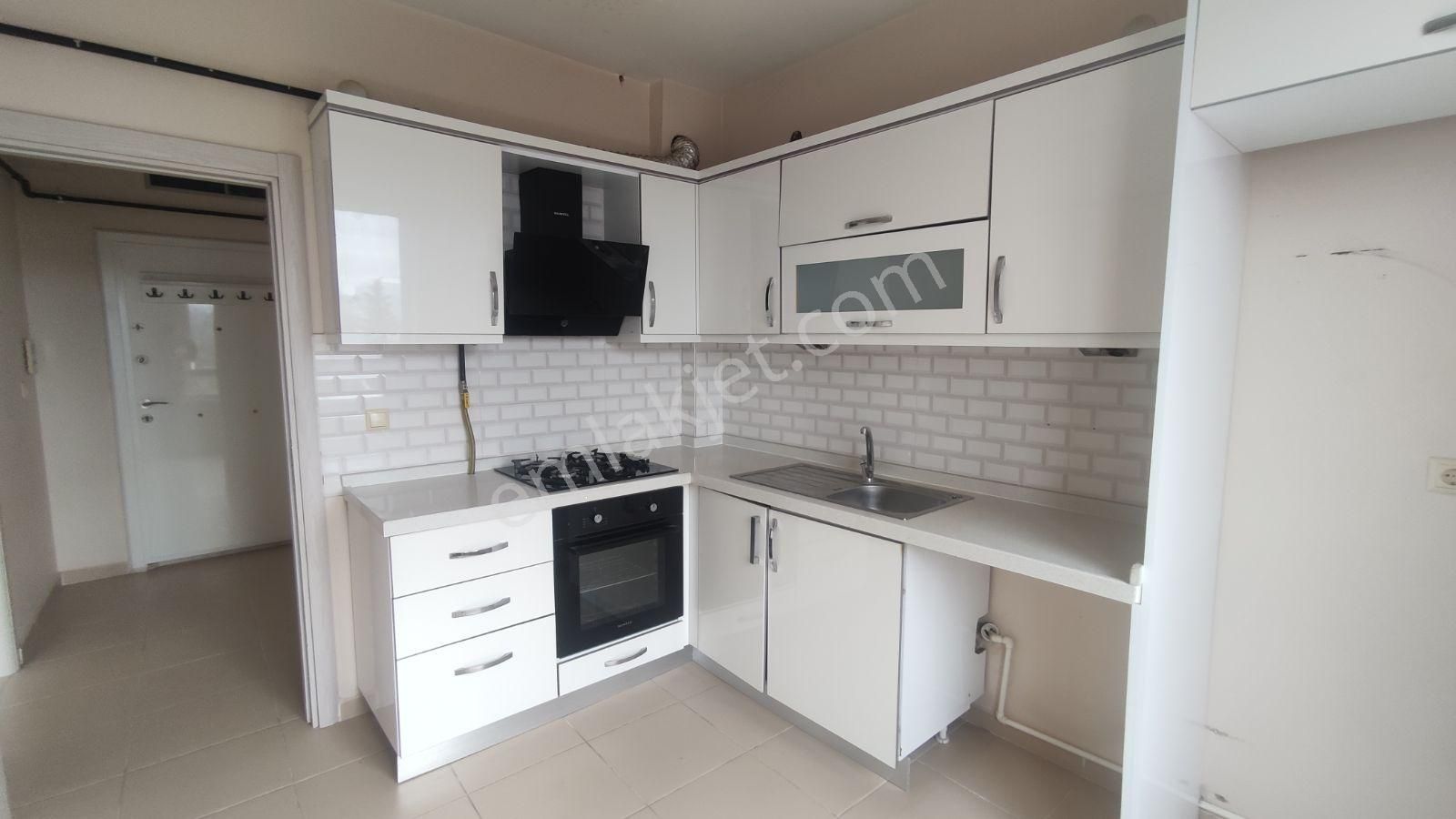 Eker'den Çamlıca Tombakzade'de Kiralık 2+1 - Görsel 21