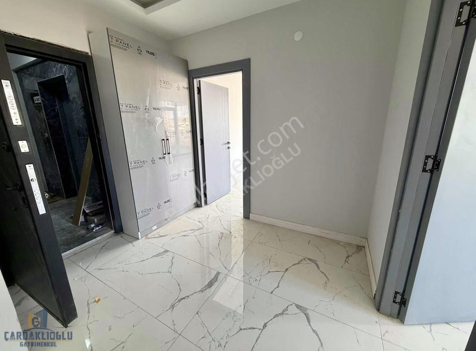 Çanakkale Yeni Barış Mah. Site İçi Sıfır Satılık 3+1 Daire - Görsel 8