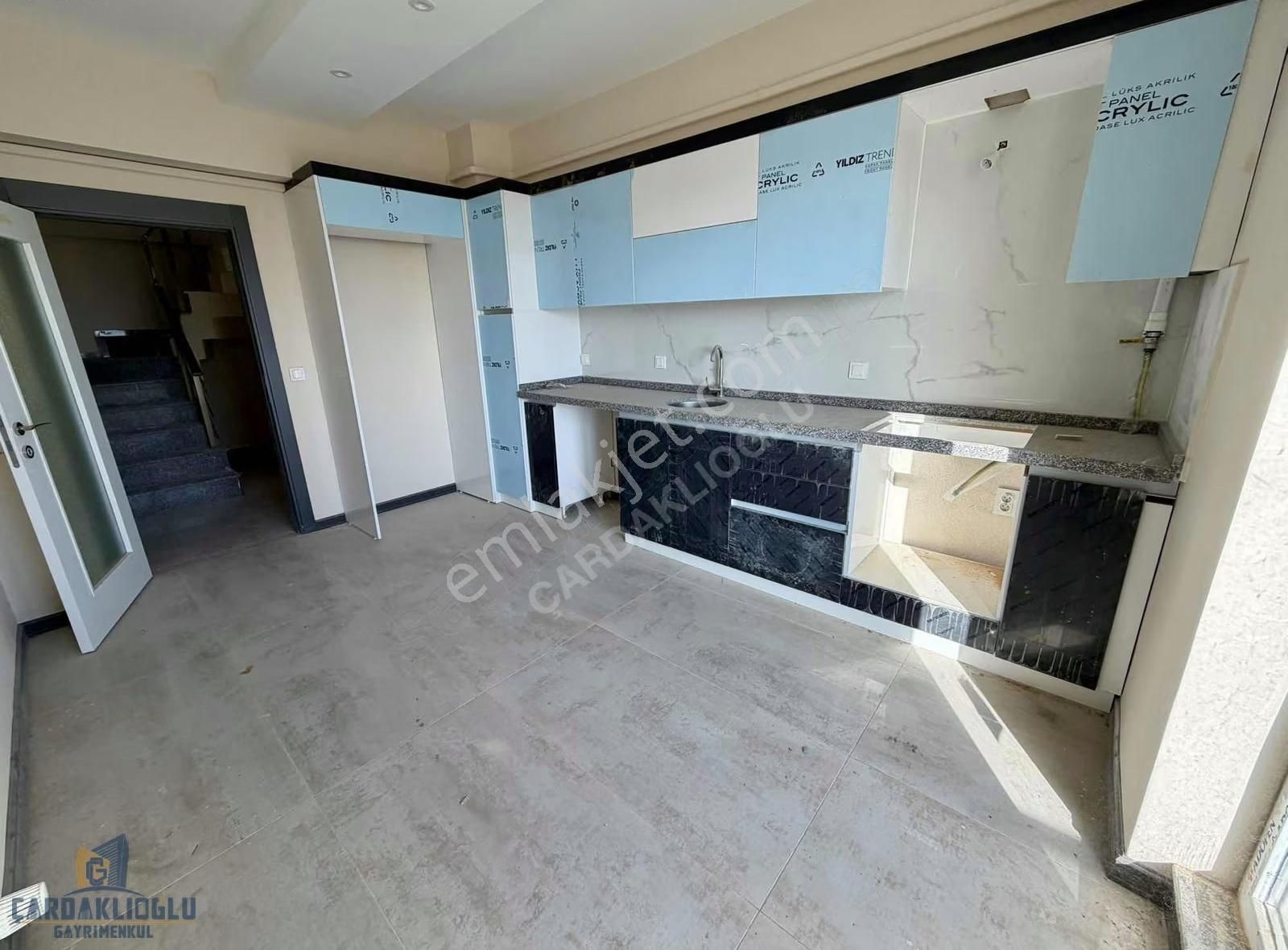 Esenlerde Deniz Boğaz Manzaralı 4+1 Dublex Daire - Görsel 34