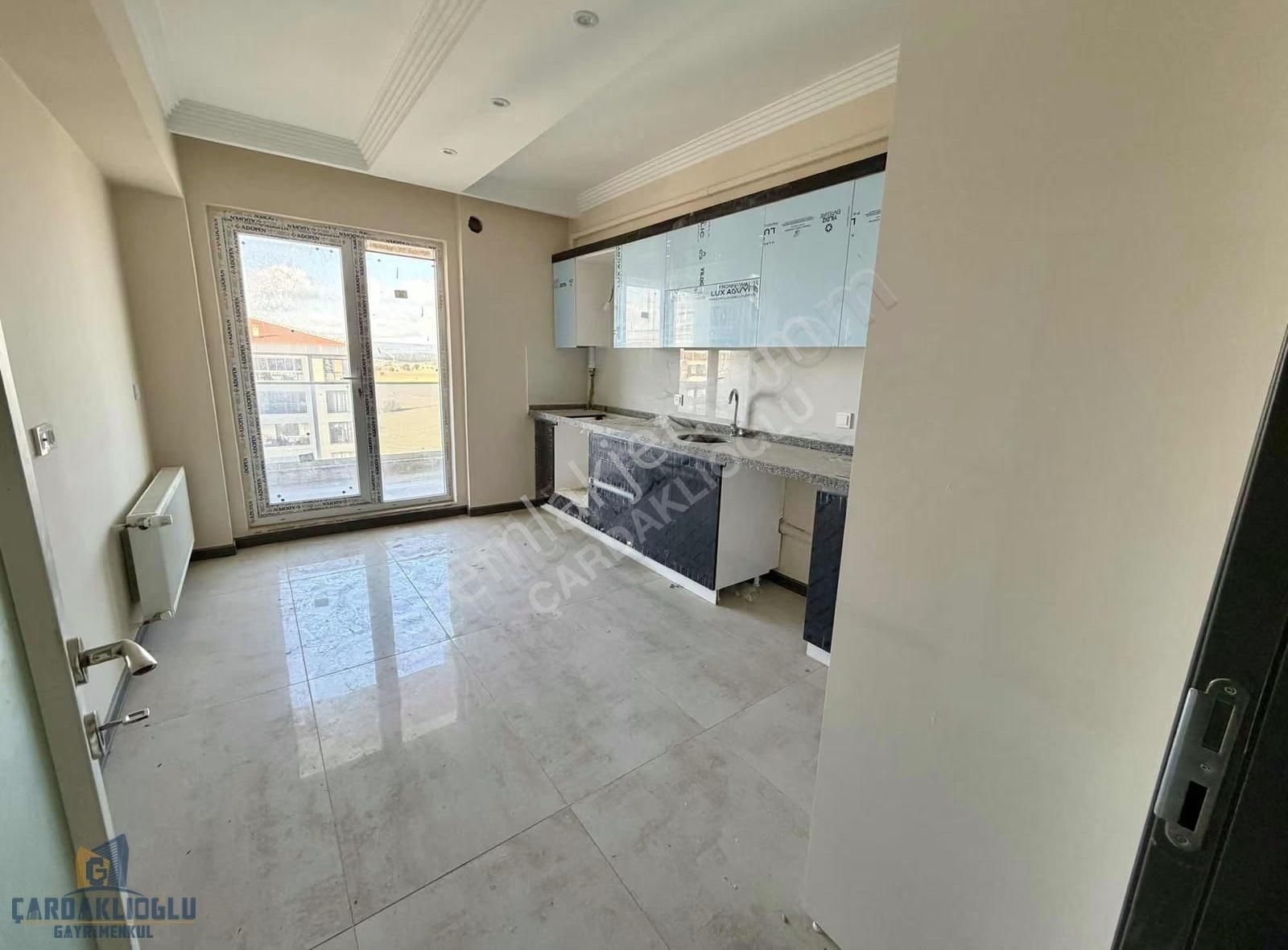 Esenlerde Deniz Boğaz Manzaralı 4+1 Dublex Daire - Görsel 10