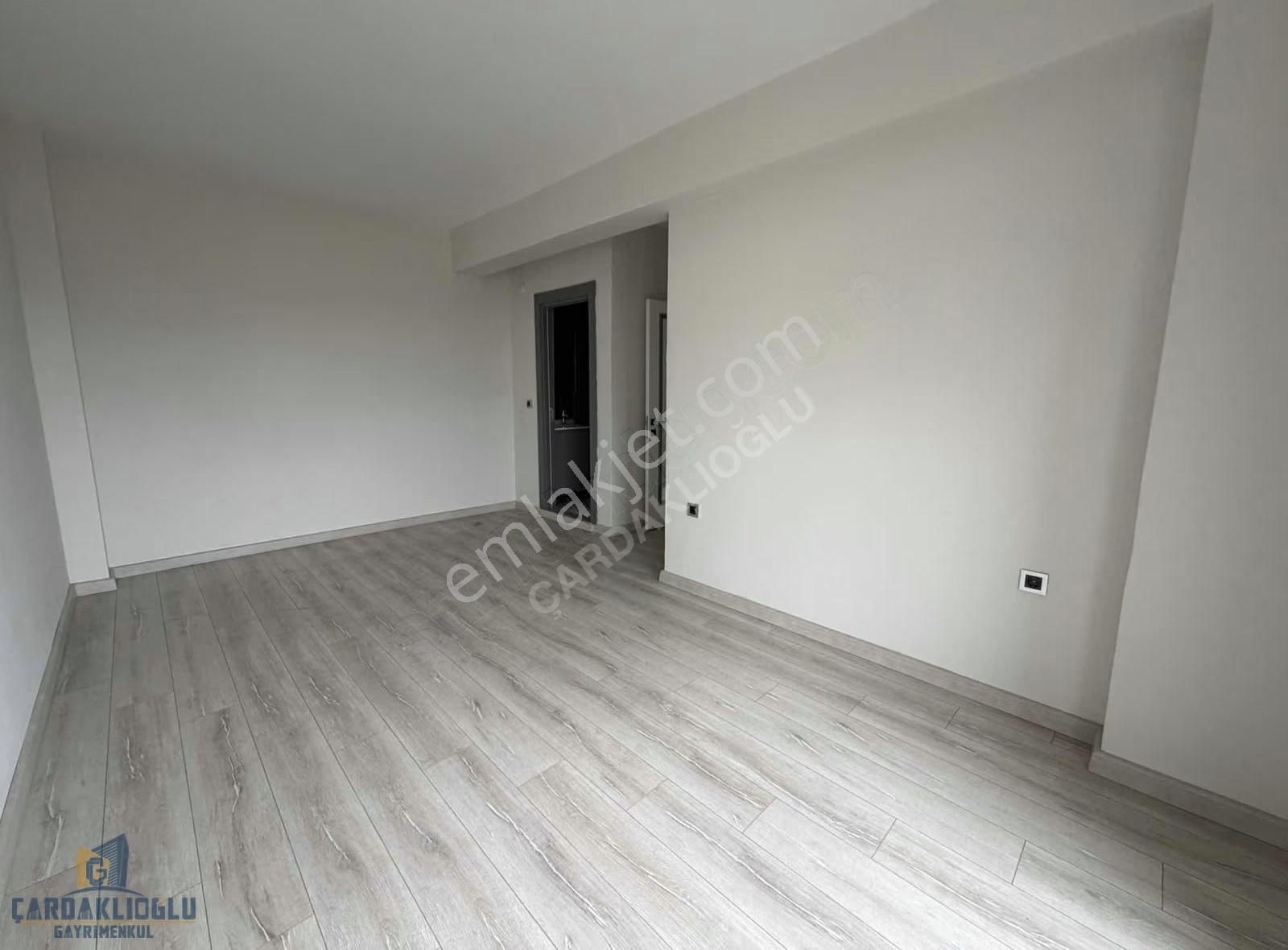 Çanakkale Esenlerde Site İçi Acil Satılık Sıfır 3+1 Arakat Daire - Görsel 35