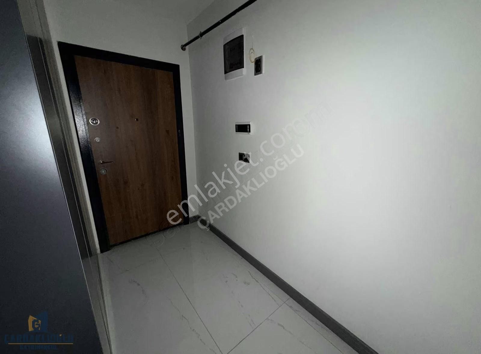 Çanakkale Esenlerde Site İçi Acil Satılık Sıfır 3+1 Arakat Daire - Görsel 3