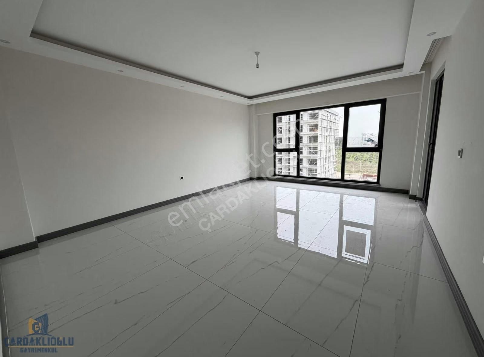 Çanakkale Esenlerde Site İçi Acil Satılık Sıfır 3+1 Arakat Daire - Görsel 24