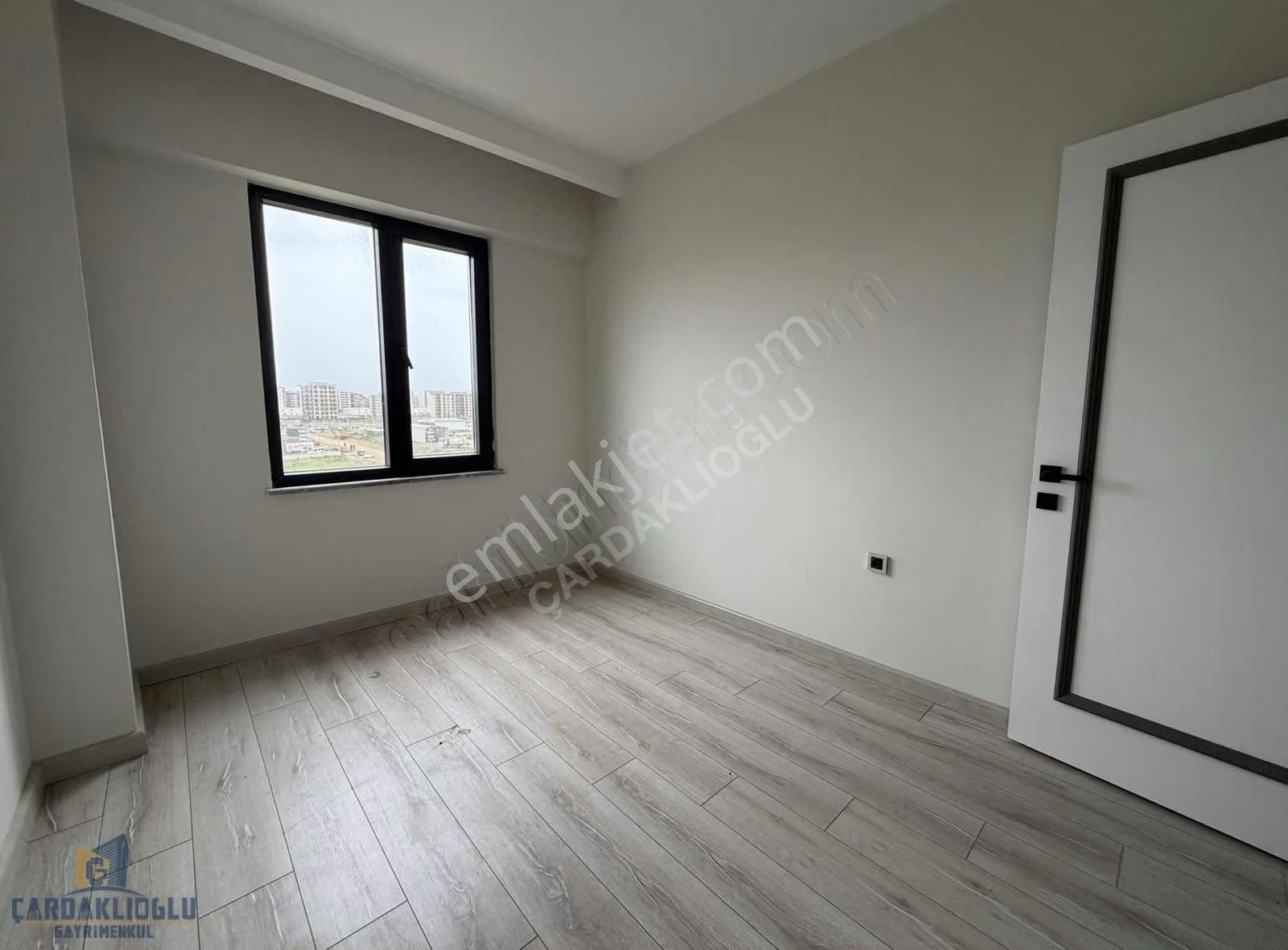 Çanakkale Esenlerde Site İçi Acil Satılık Sıfır 3+1 Arakat Daire - Görsel 17