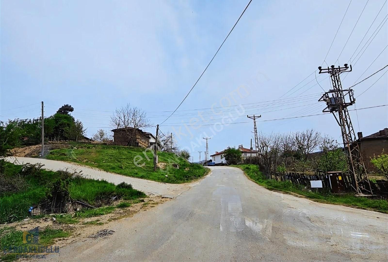 Çanakkale Bayramiç Karaköyde Satılık Harıka Konumda Tarla - Görsel 3