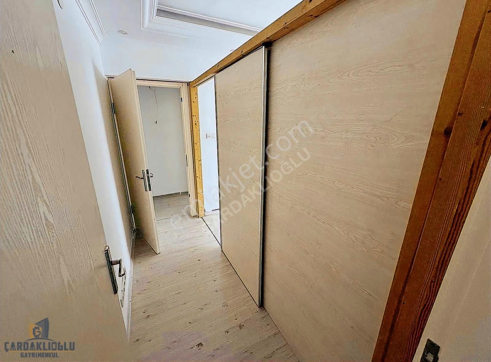 Esenler Barış Kent 1.ada Sitesinde Satılık 3+1 Daire - Görsel 22