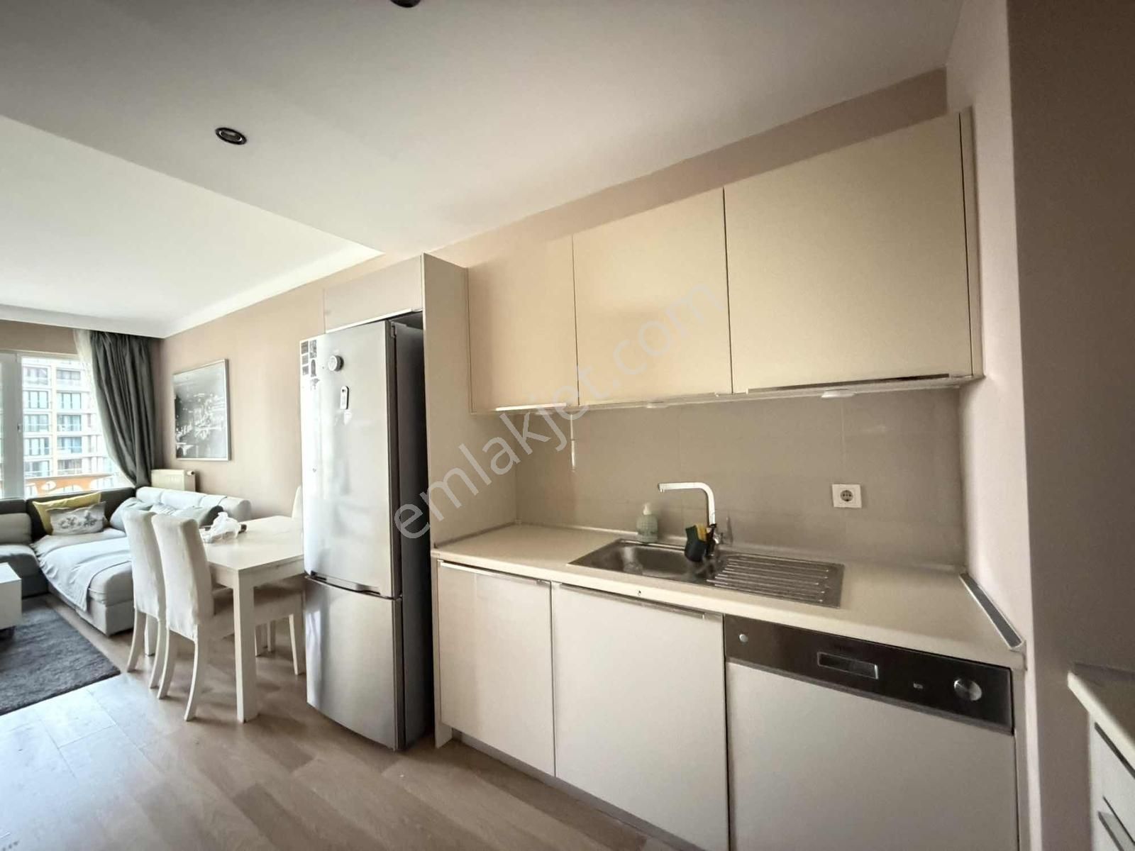 Turyap'tan Evora'da Nish Mutfak Emsalsiz Havuz Cephe 72m2 1+1 - Görsel 20