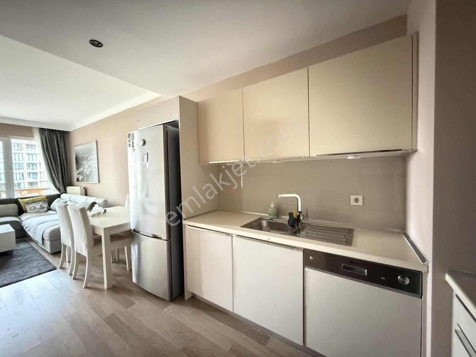 Turyap'tan Evora'da Nish Mutfak Emsalsiz Havuz Cephe 72m2 1+1 - Görsel 21