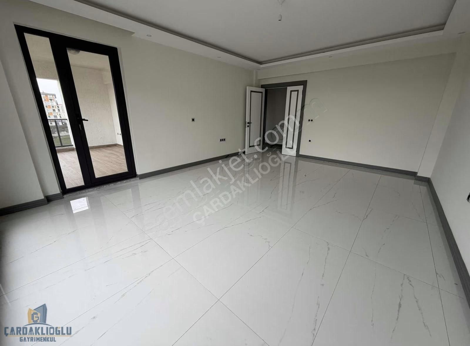 Esenler Blue Life Sitesinde Sıfır Arakat Kiralık 3+1 Daire - Görsel 12