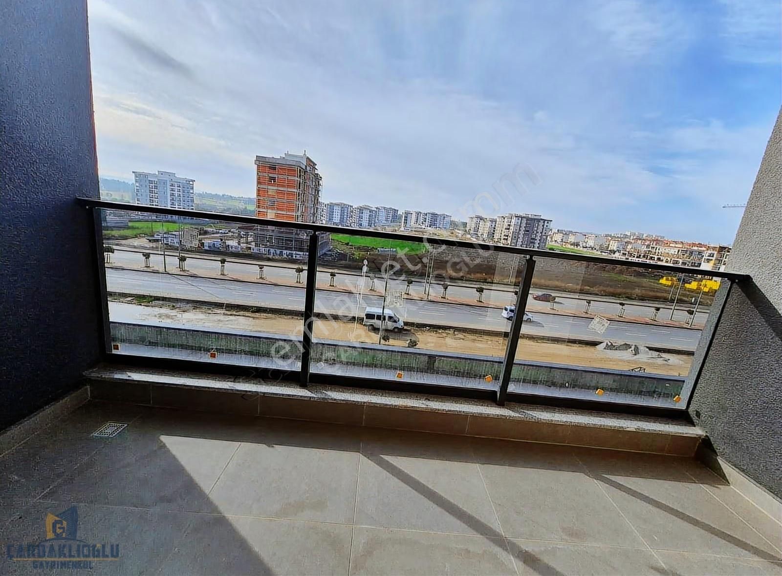 Çanakkale Merkez 60 Metrelik Yola Cephe Kiralık 1+1 Daire - Görsel 18