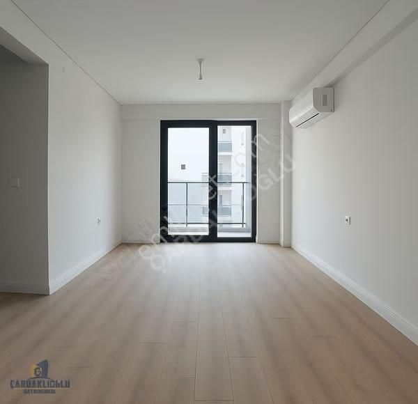 60 Metrelik Yola Cephe 3+1 Kiralık Daire - Görsel 14