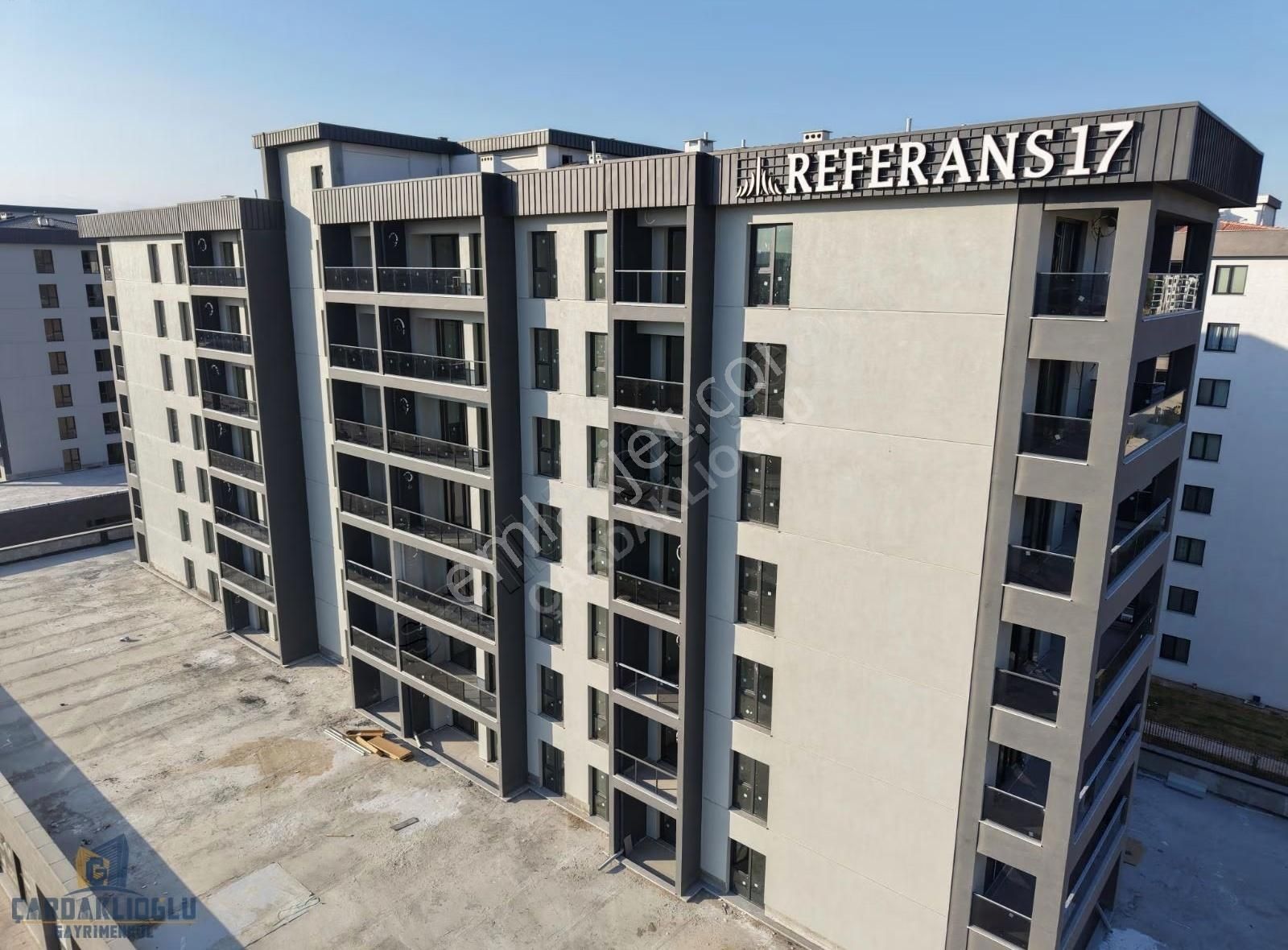 60 Metrelik Yola Cephe Kiralık 2+1 Daire