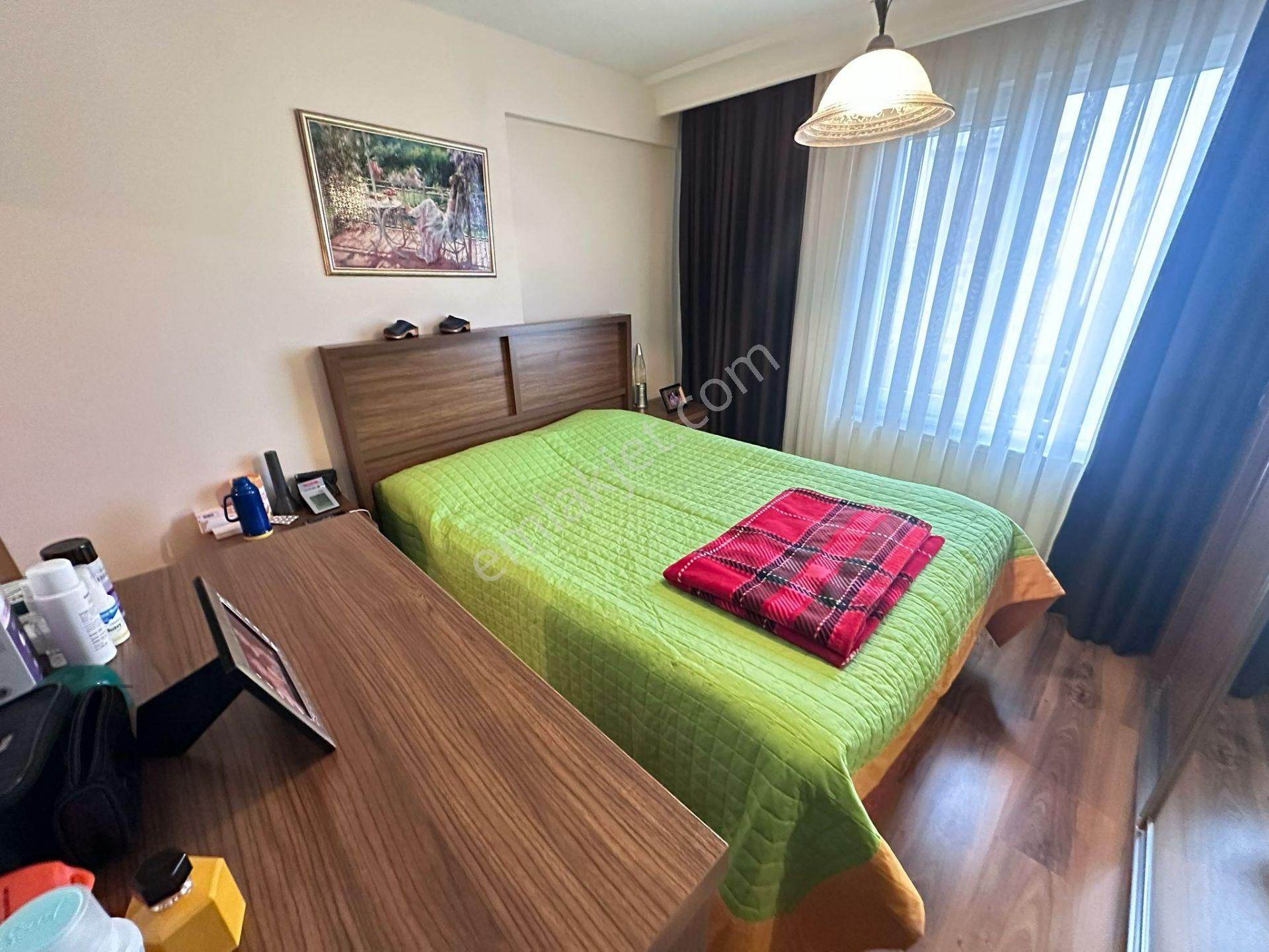 19 Mayıs Mahallesin 'de Park Manzaralı Balkonlu Net 90m2 3+1 - Görsel 18