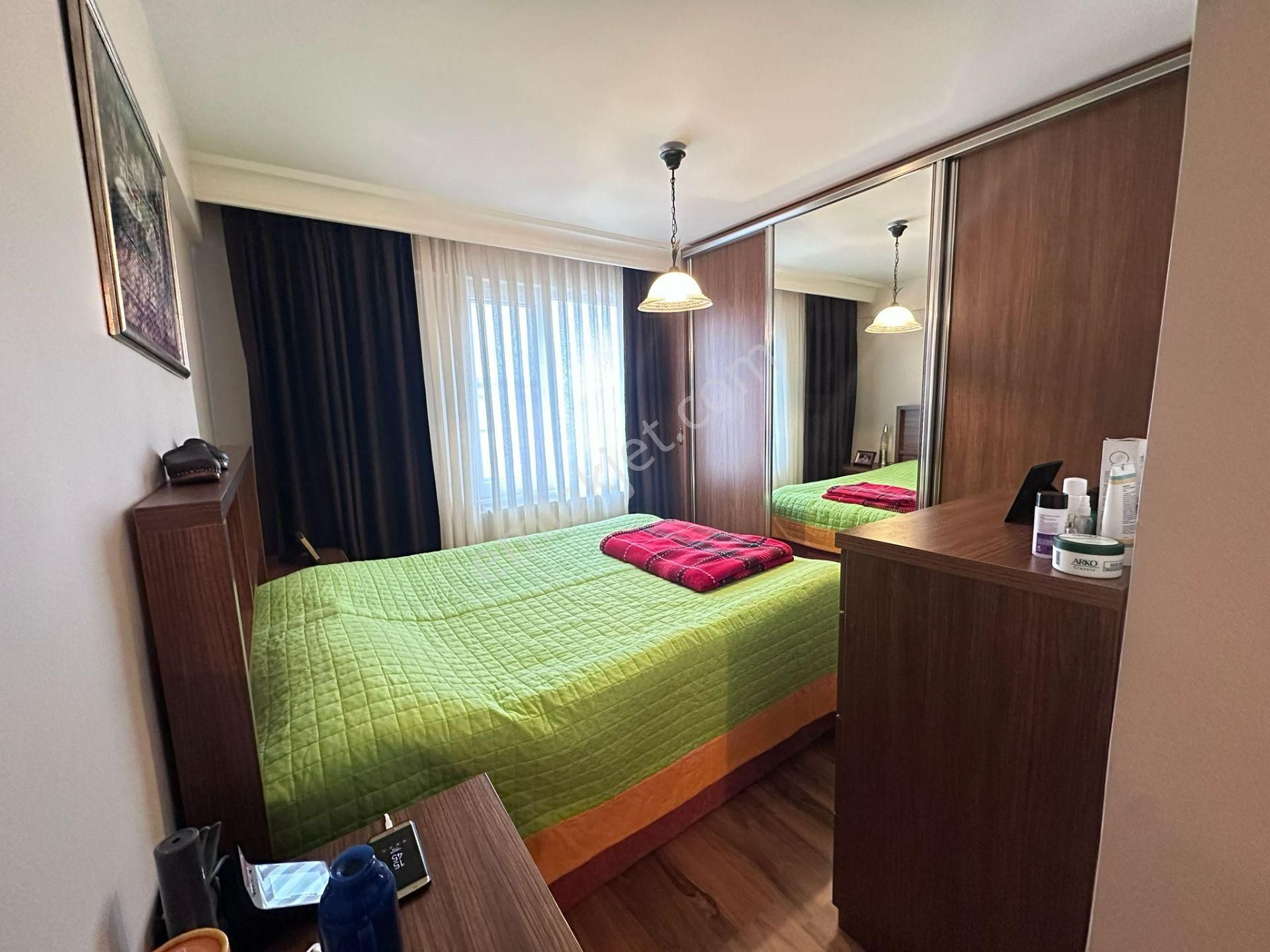 19 Mayıs Mahallesin 'de Park Manzaralı Balkonlu Net 90m2 3+1 - Görsel 19