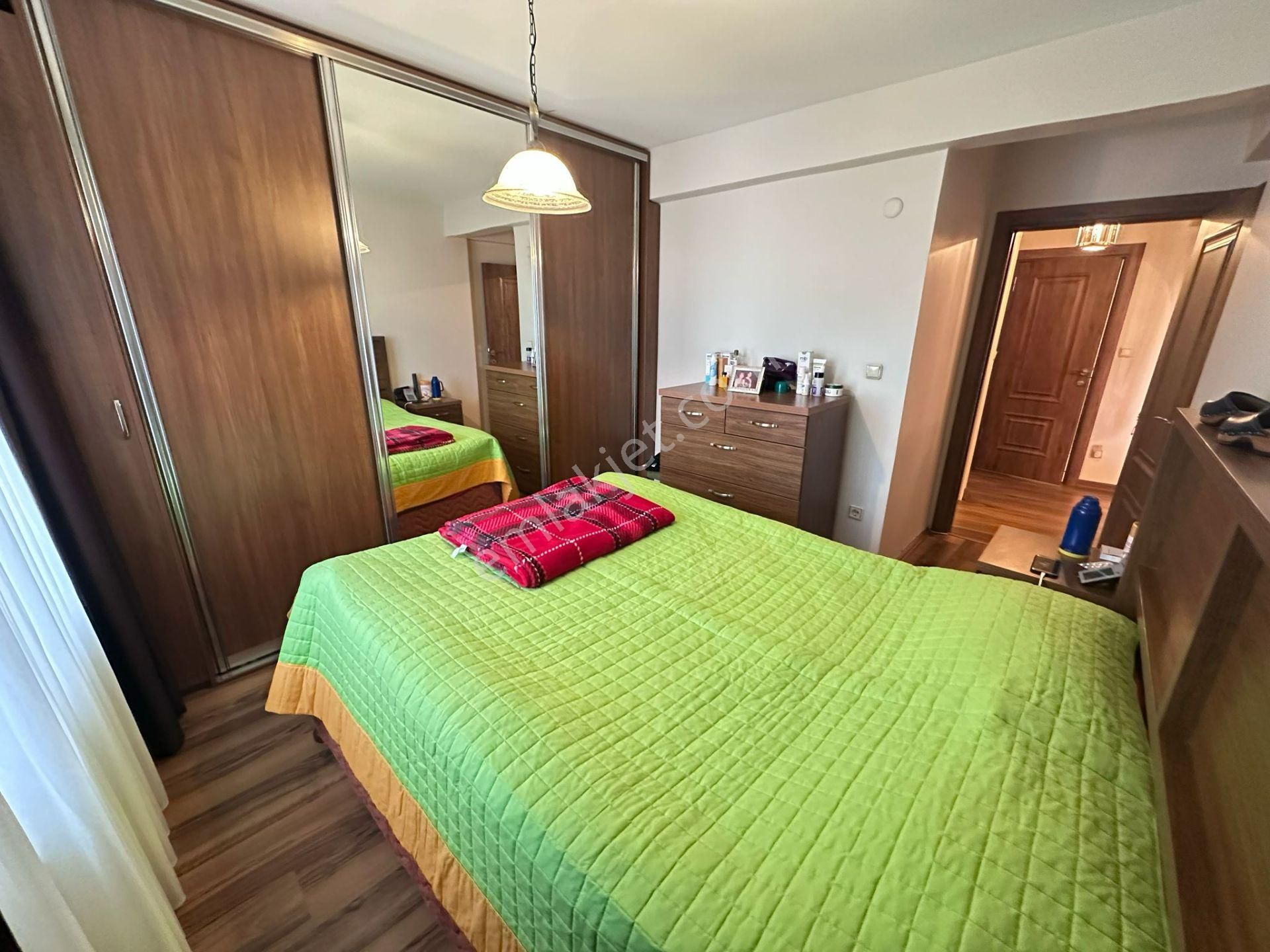 19 Mayıs Mahallesin 'de Park Manzaralı Balkonlu Net 90m2 3+1 - Görsel 17