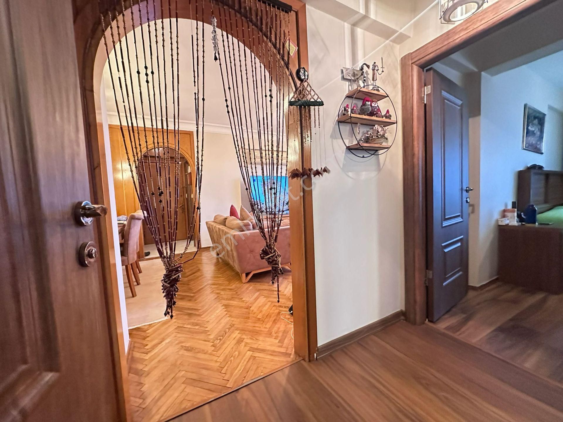 19 Mayıs Mahallesin 'de Park Manzaralı Balkonlu Net 90m2 3+1 - Görsel 27