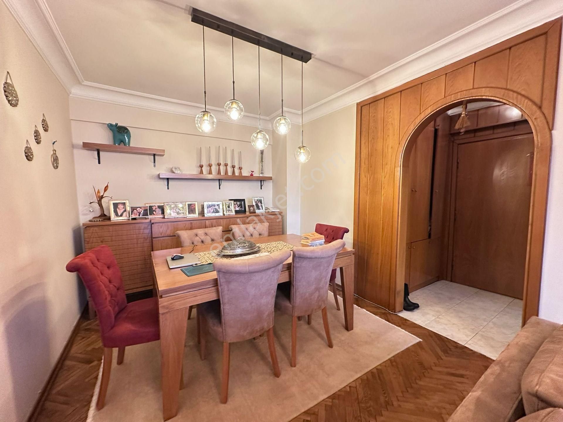 19 Mayıs Mahallesin 'de Park Manzaralı Balkonlu Net 90m2 3+1 - Görsel 10