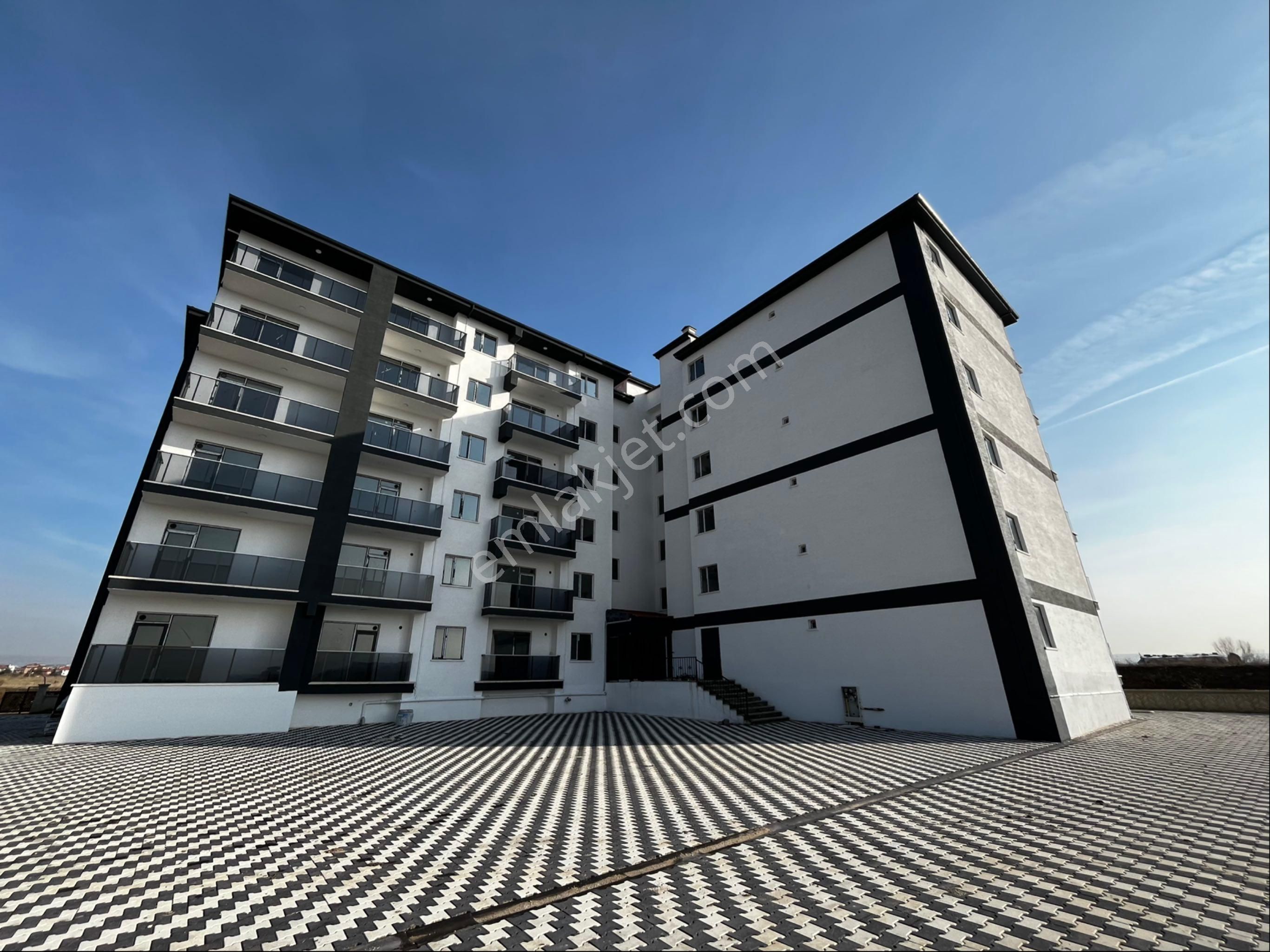 North&west Gayrimenkul’den Esenboğada Satılık 1+1 Daire - Görsel 2