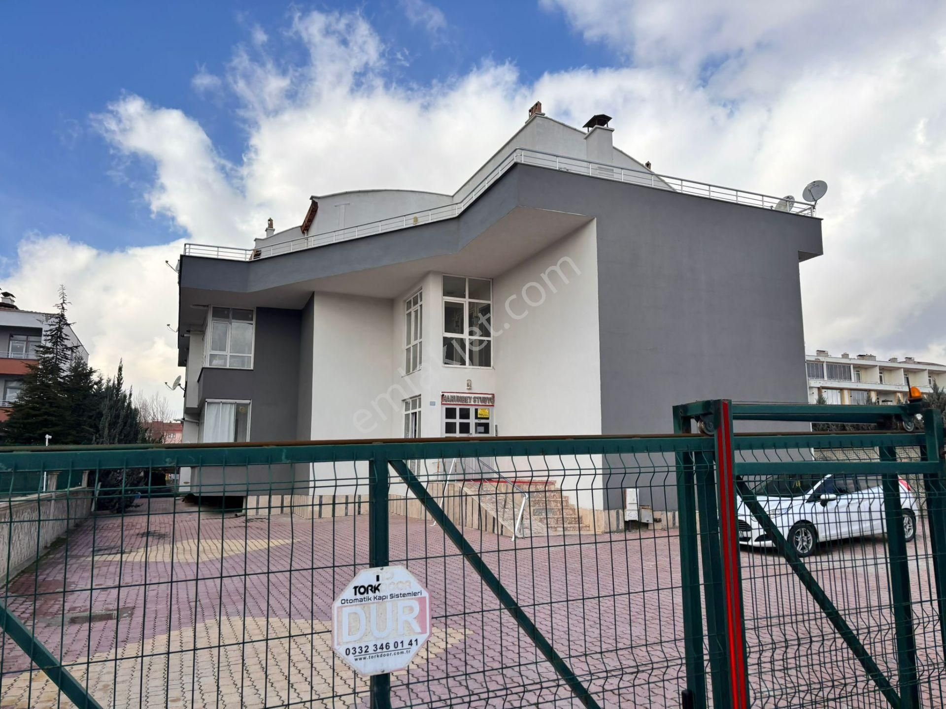 İstanbul Yolu Ve Şafak Cad. Arası 1+1 Eşyalı Daire 2.kat