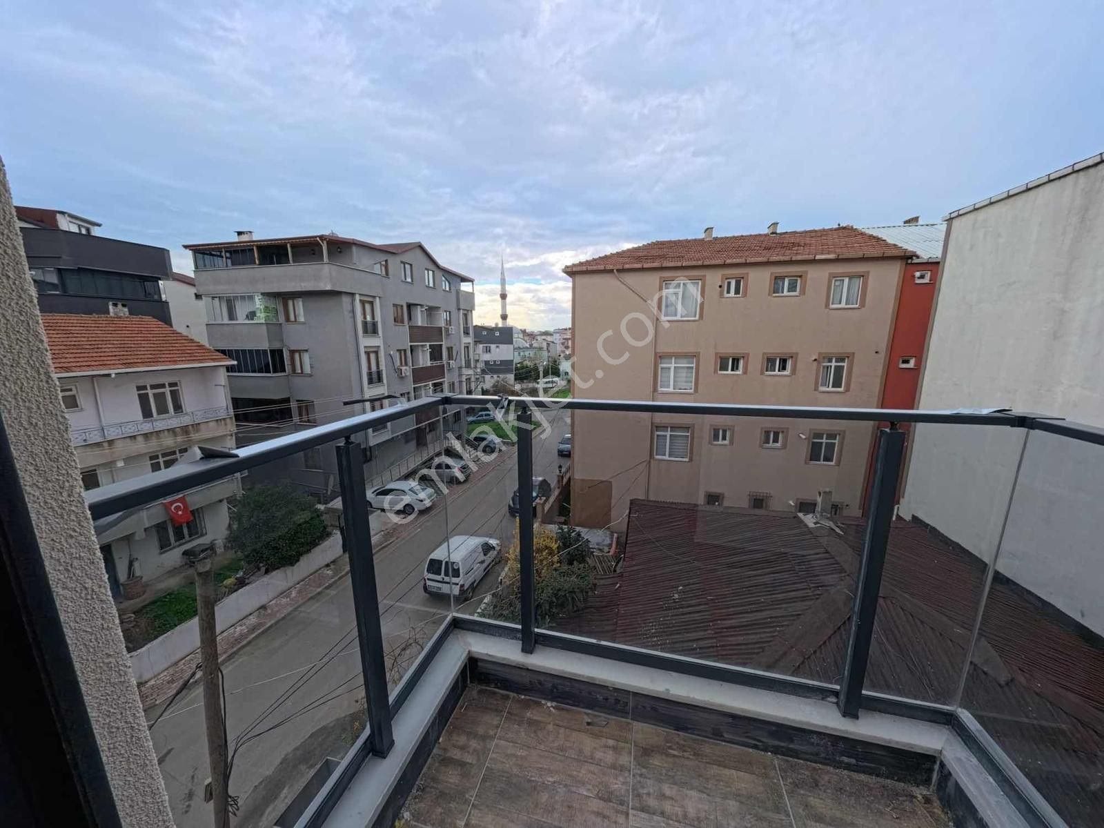 Atatürk Mahallesinde Yerden Isıtmalı Sıfır 2+1 Arakat Daire - Görsel 13