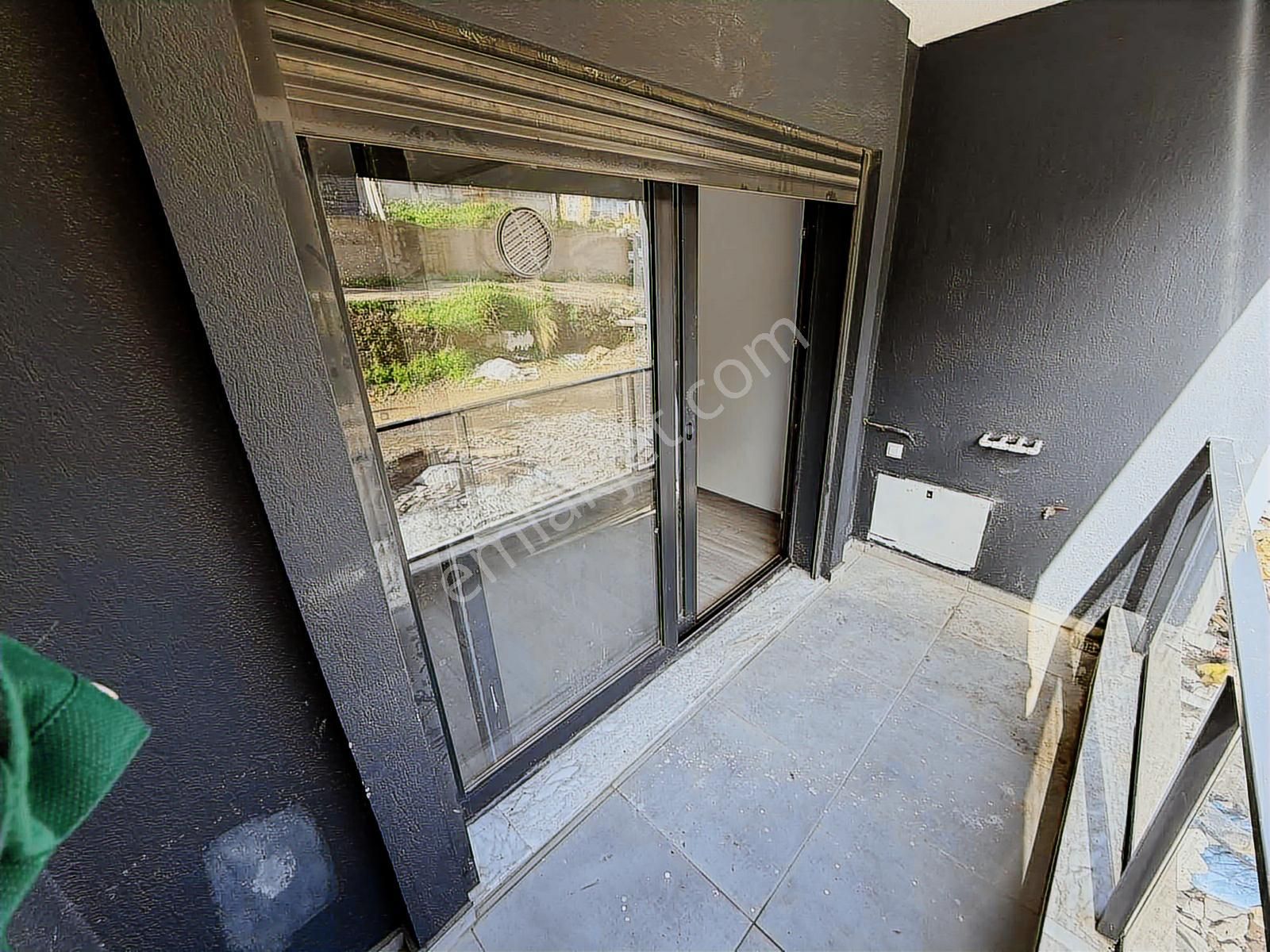Seferihisar Turabiye Çolak İbrahim Mah.de Sıfır 2+1 75 M² - Görsel 13
