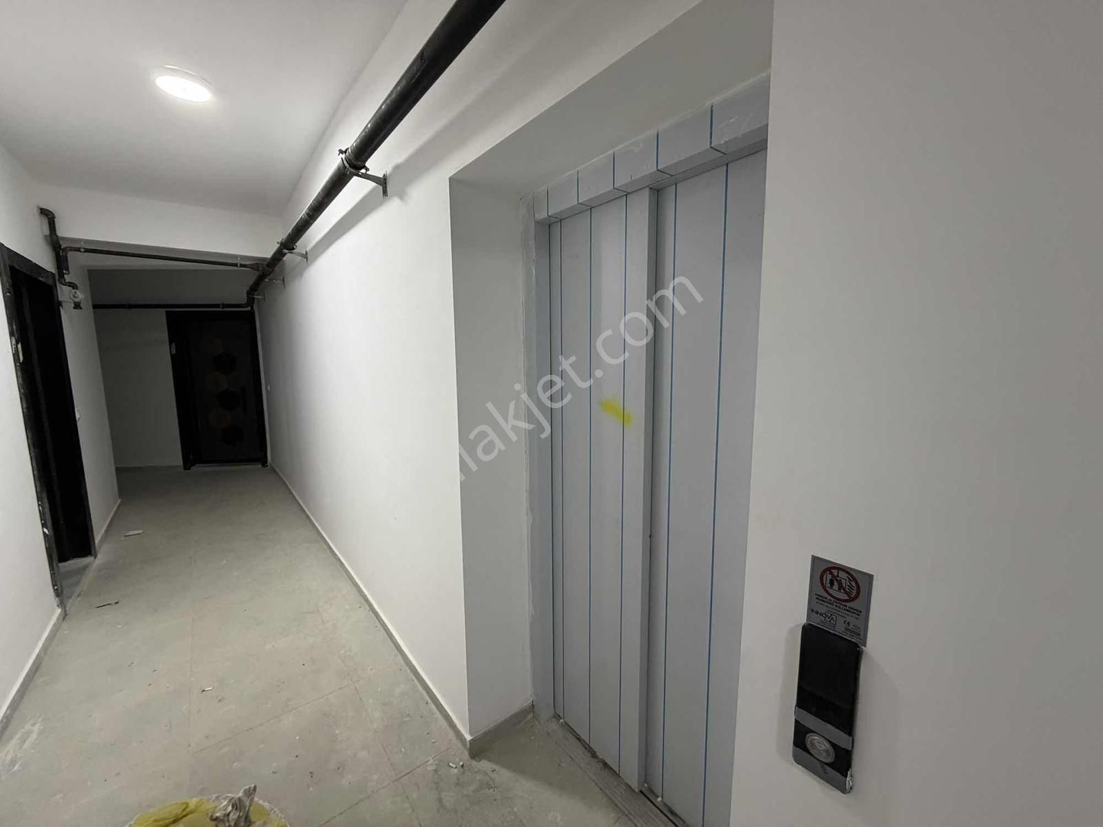 Seferihisar Turabiye Çolak İbrahim Mah.de Sıfır 2+1 75 M² - Görsel 17