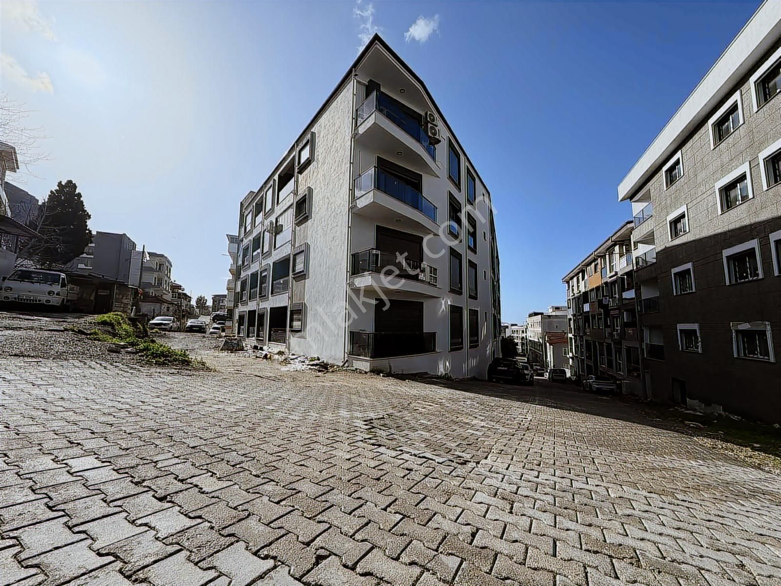 Seferihisar Turabiye Çolak İbrahim Mah.de Sıfır 2+1 75 M² - Görsel 7