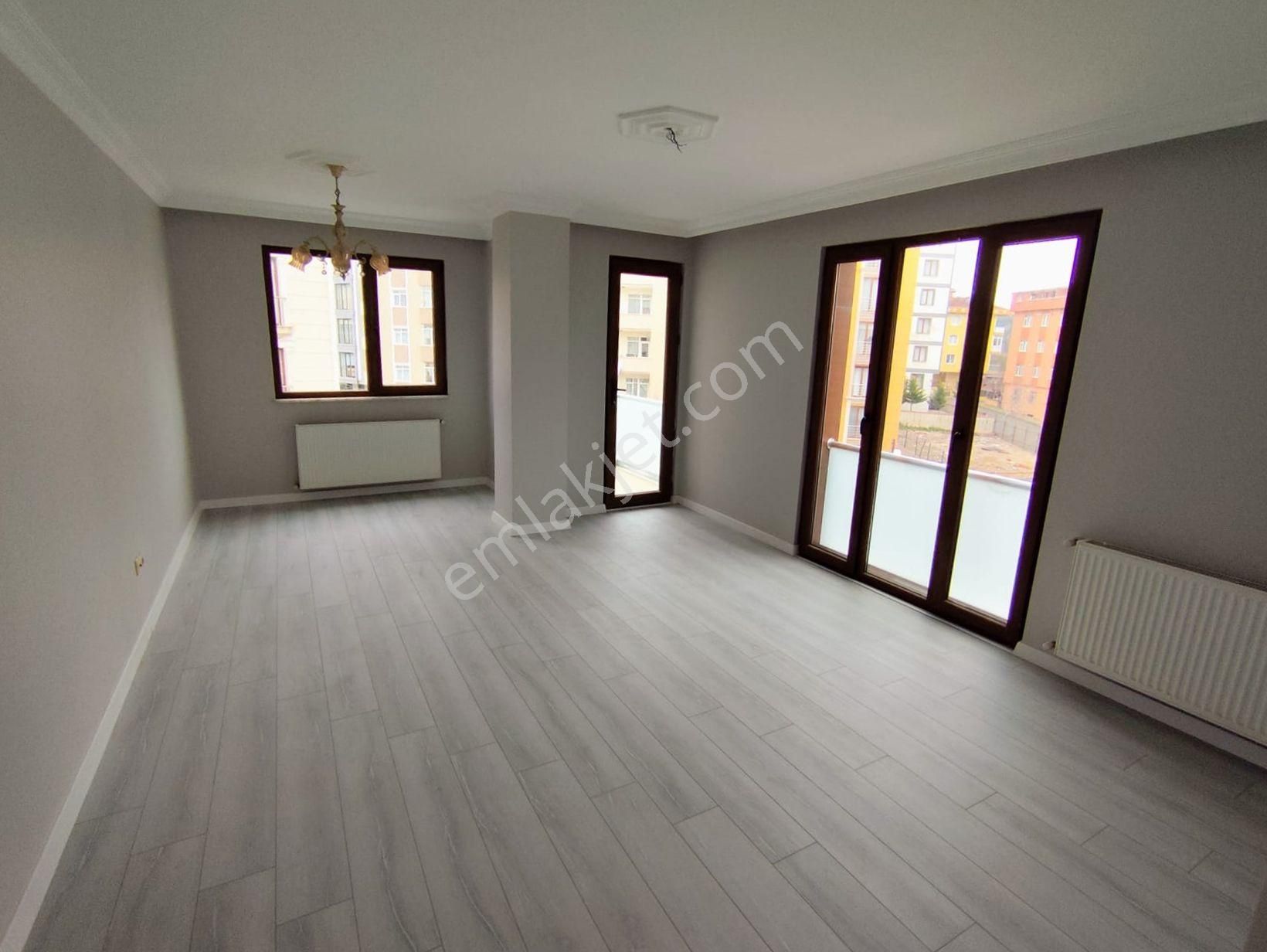 Mertcan Dan Soğanlık Metroya Yürüme Arakat 3+1 Ebeveyn Banyolu - Balkonlu - Görsel 2