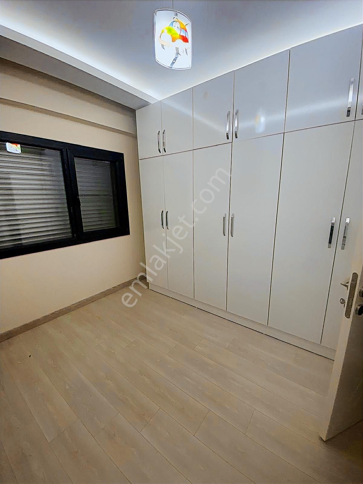Bergama Fatih Mahallesinde 2+1 Kiralık Daire - Görsel 18